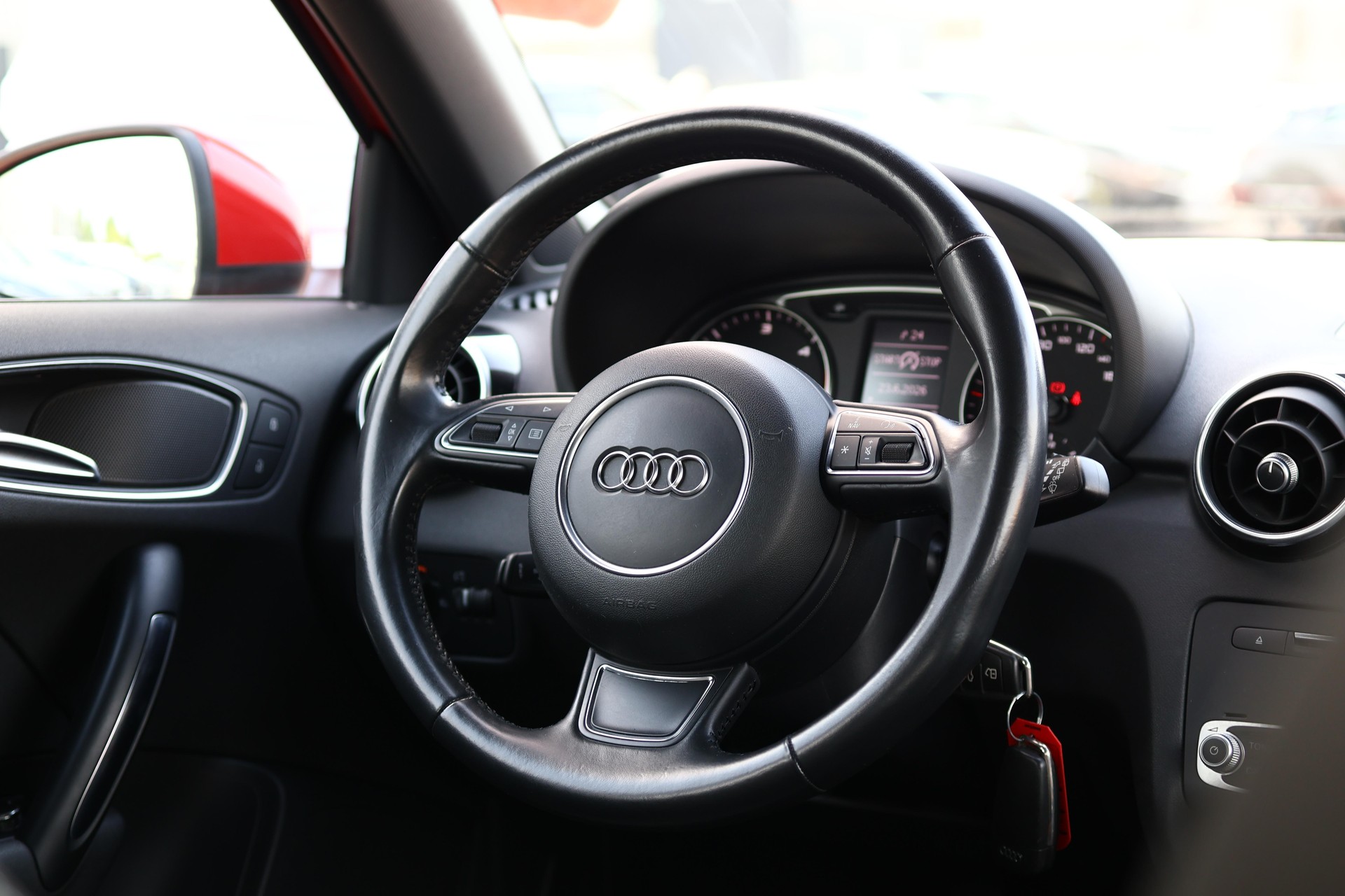 AUDI A1 Sportback 1.4 TDI Sport S-Line-image-17