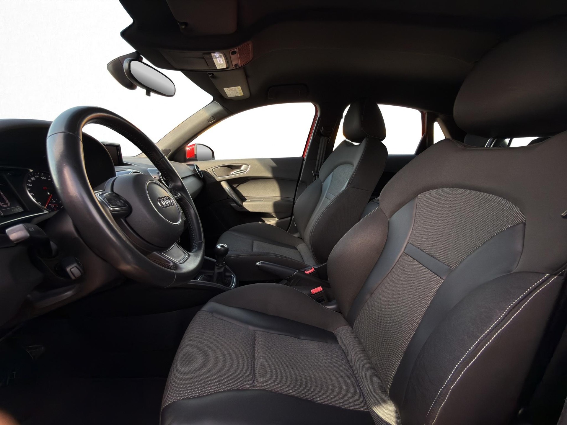 AUDI A1 Sportback 1.4 TDI Sport S-Line-image-10
