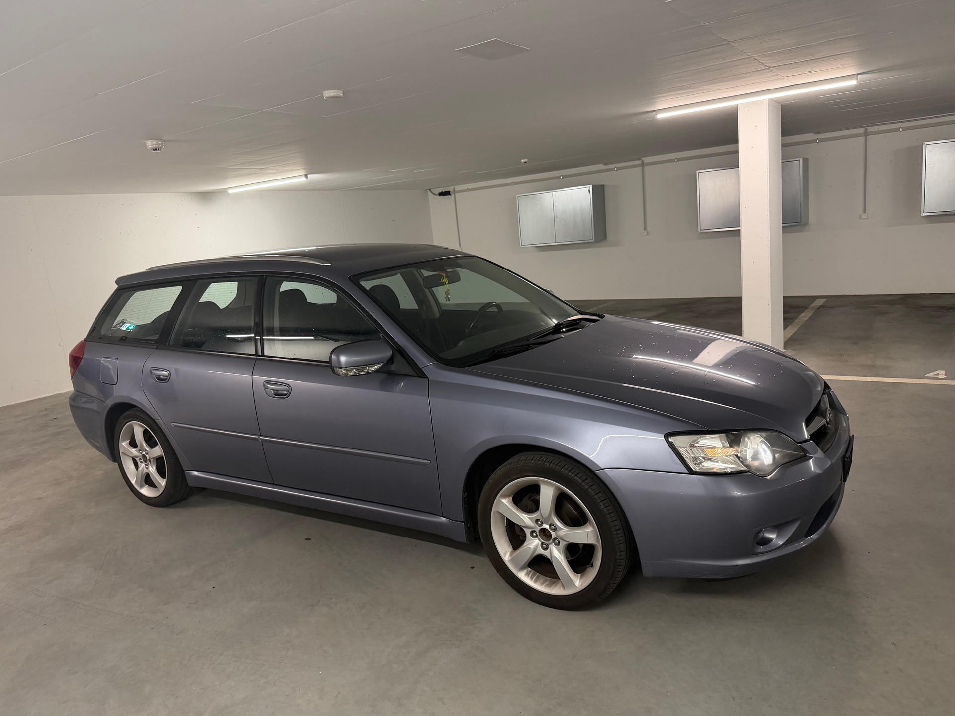 SUBARU Legacy 2.0R AWD Limited-image-4