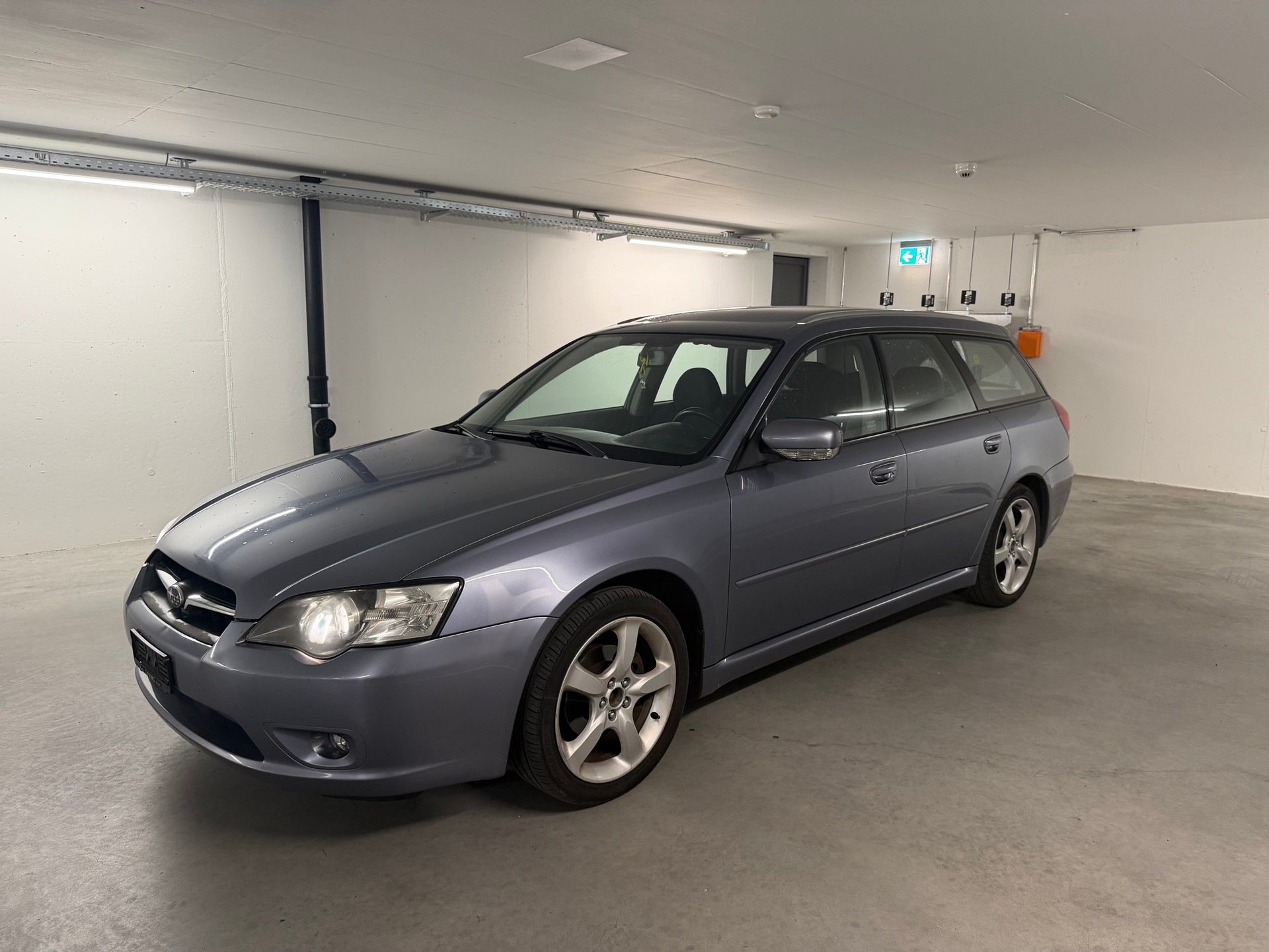 SUBARU Legacy 2.0R AWD Limited