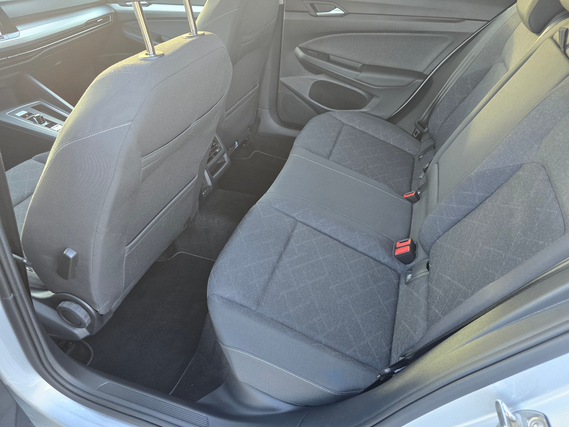 VW Golf Variant 2.0 TDI Life DSG*TOP-ZUSTAND*Frisch ab Service**-image-7