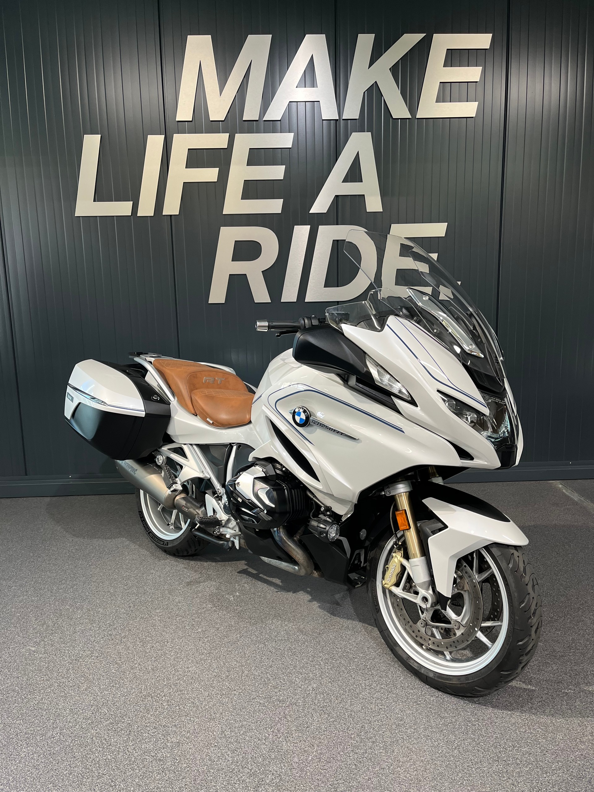 BMW R 1250 RT-image-1