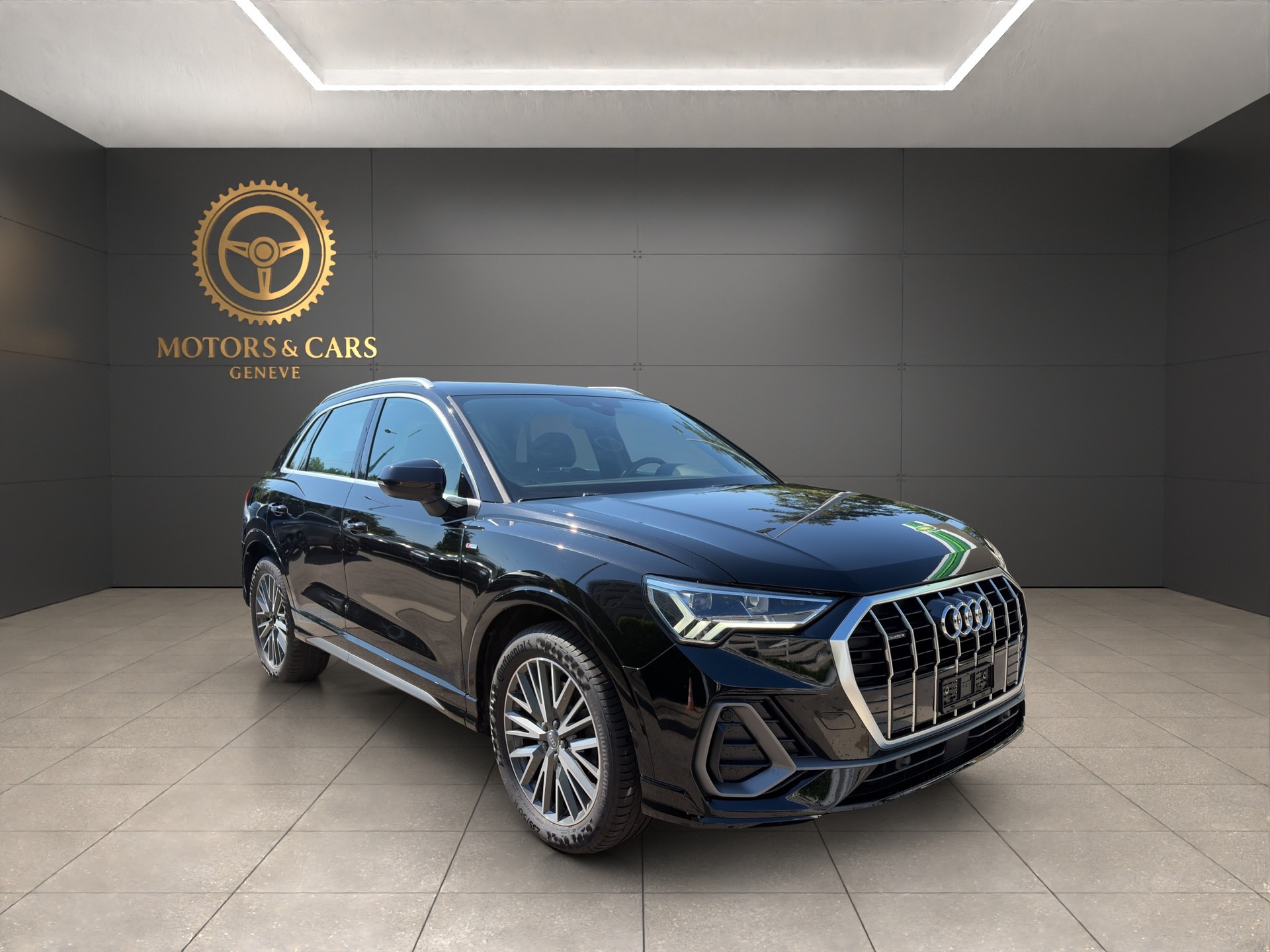 AUDI Q3 45 TFSI S line quattro S-tronic-showroom-element-1
