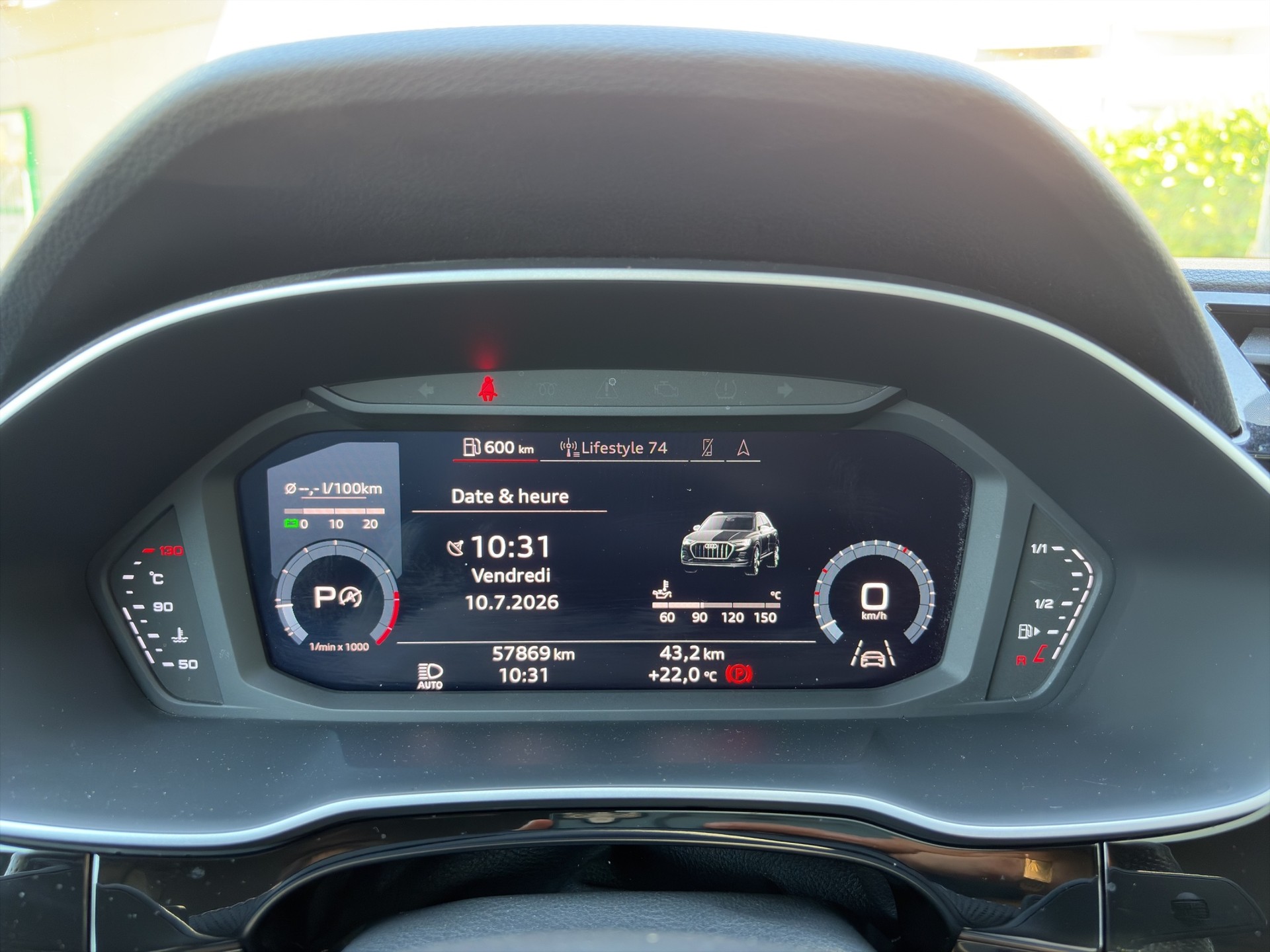 AUDI Q3 45 TFSI S line quattro S-tronic-image-16