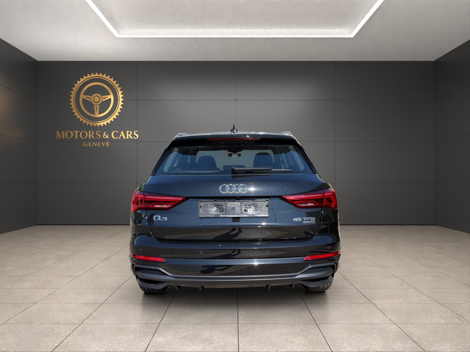 AUDI Q3 45 TFSI S line quattro S-tronic-showroom-element-3