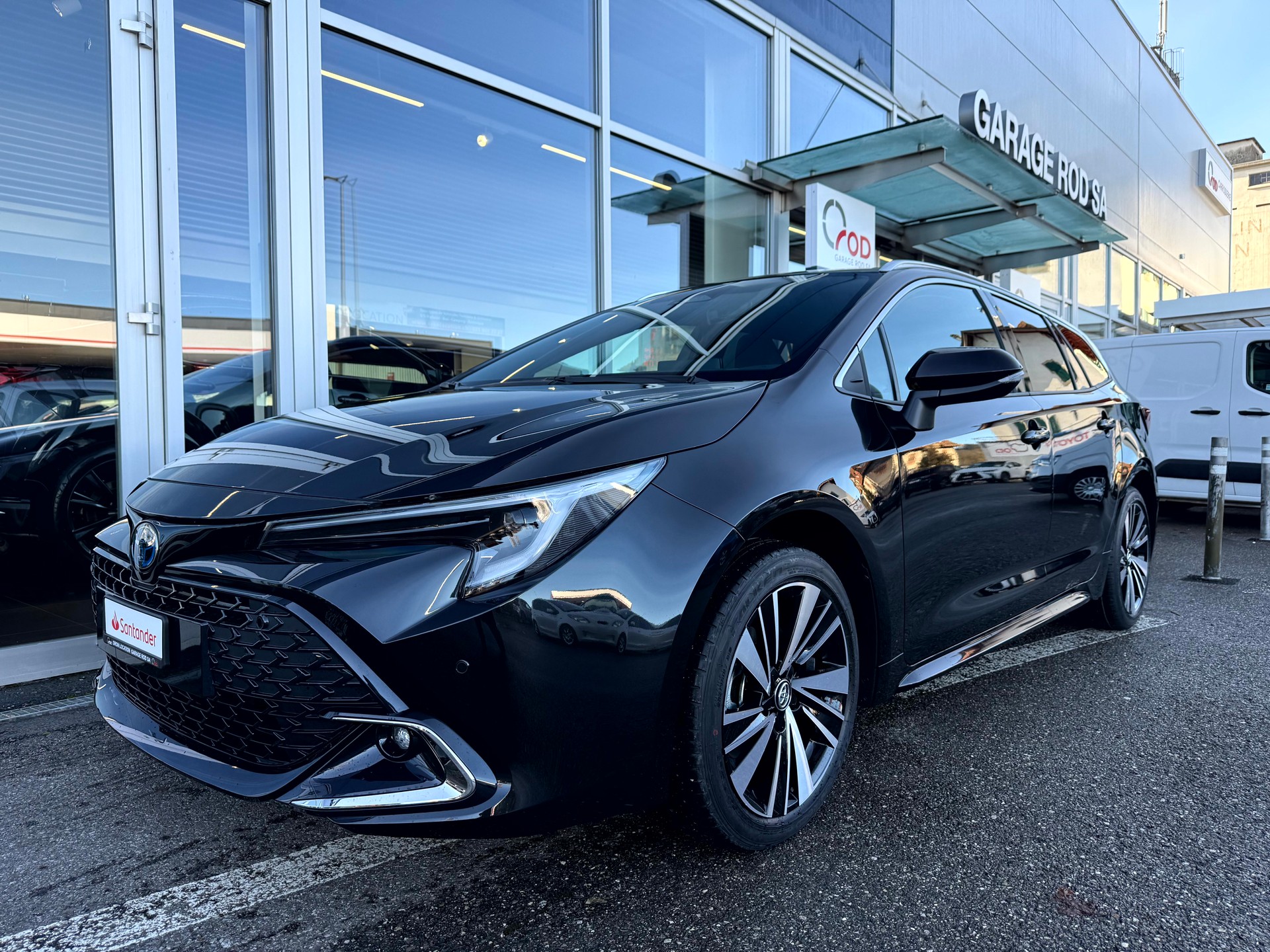 TOYOTA Corolla touring sports 1.8 Trend e-CVT