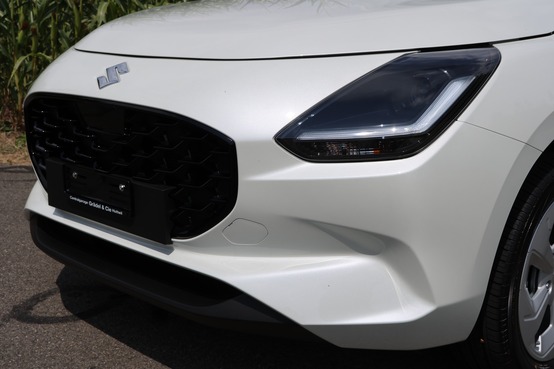 SUZUKI Swift 1.2i Sakura Hybrid 4x4-image-15