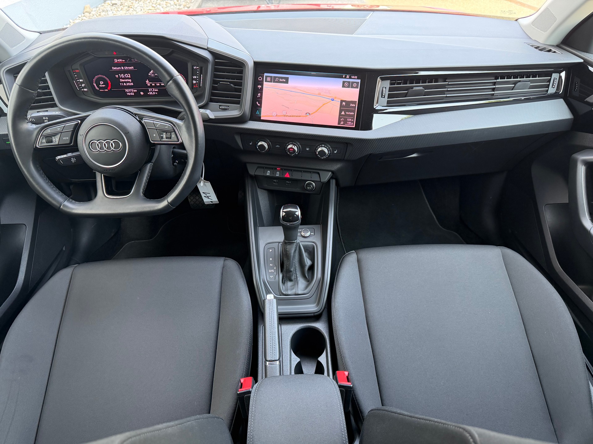 AUDI A1 Sportback 35 TFSI S Line S-tronic-image-18