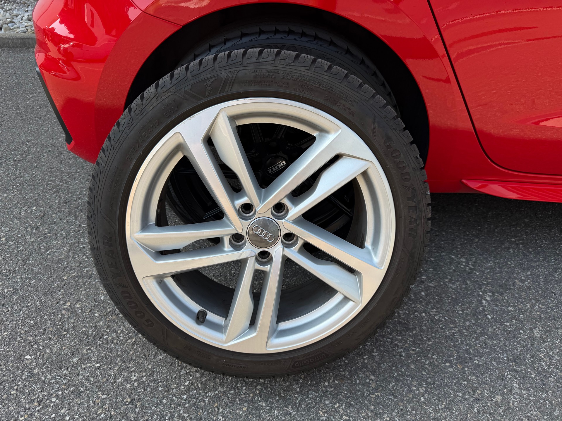 AUDI A1 Sportback 35 TFSI S Line S-tronic-image-28