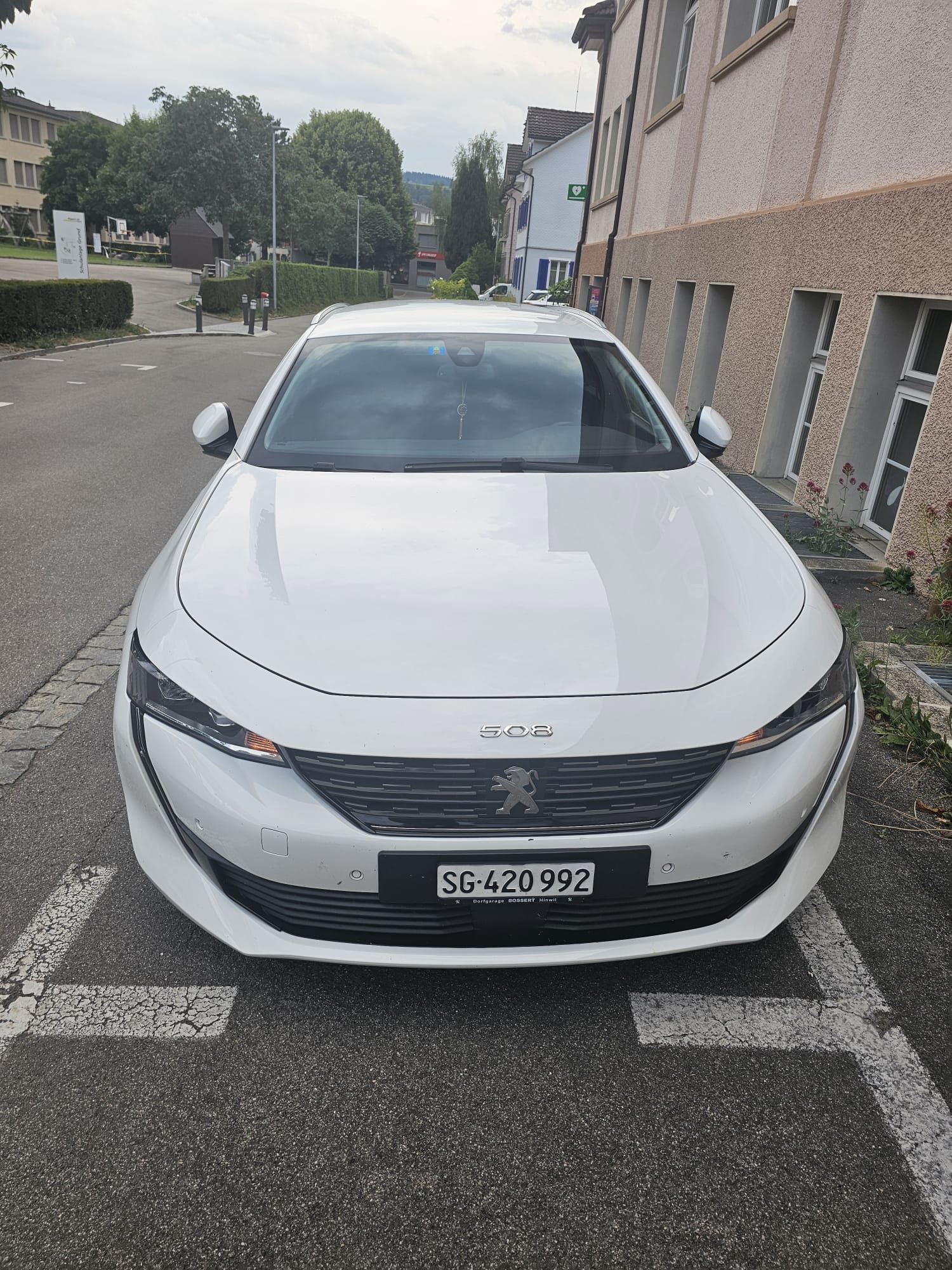 PEUGEOT 508 SW 1.6 Pure Tech Allure EAT8