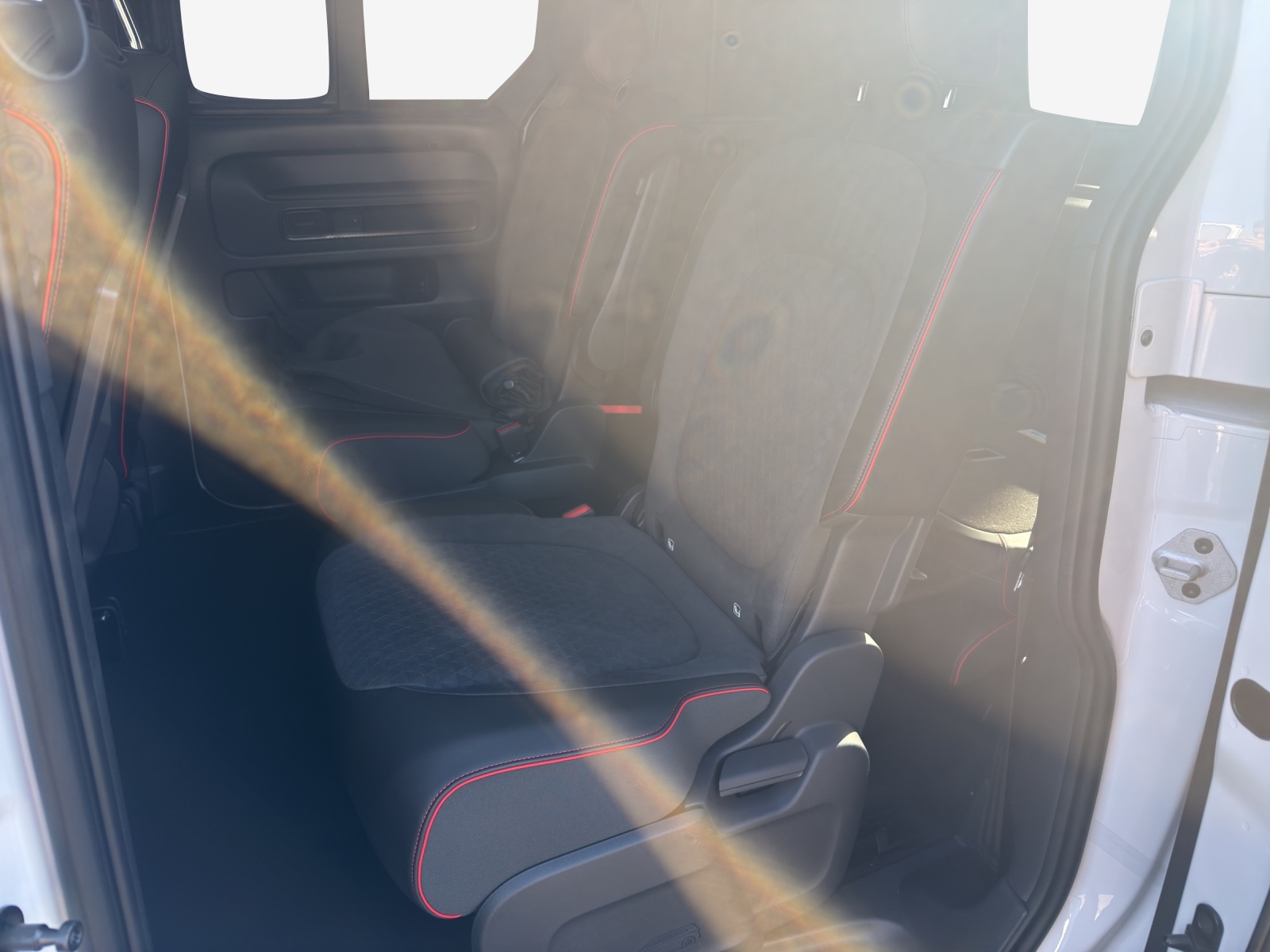 VW ID.Buzz NWB GTX 4 Motion-image-11