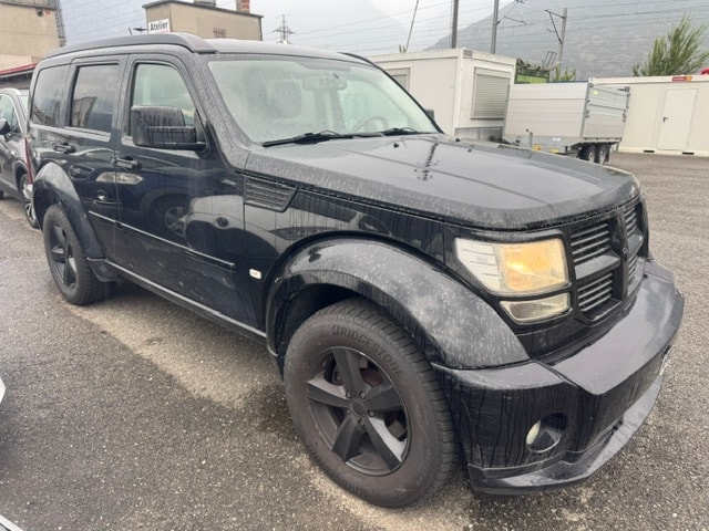 DODGE Nitro 4.0 V6 R/T Automatic-image-7