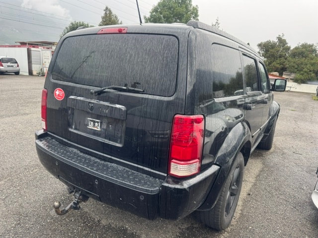DODGE Nitro 4.0 V6 R/T Automatic-image-10