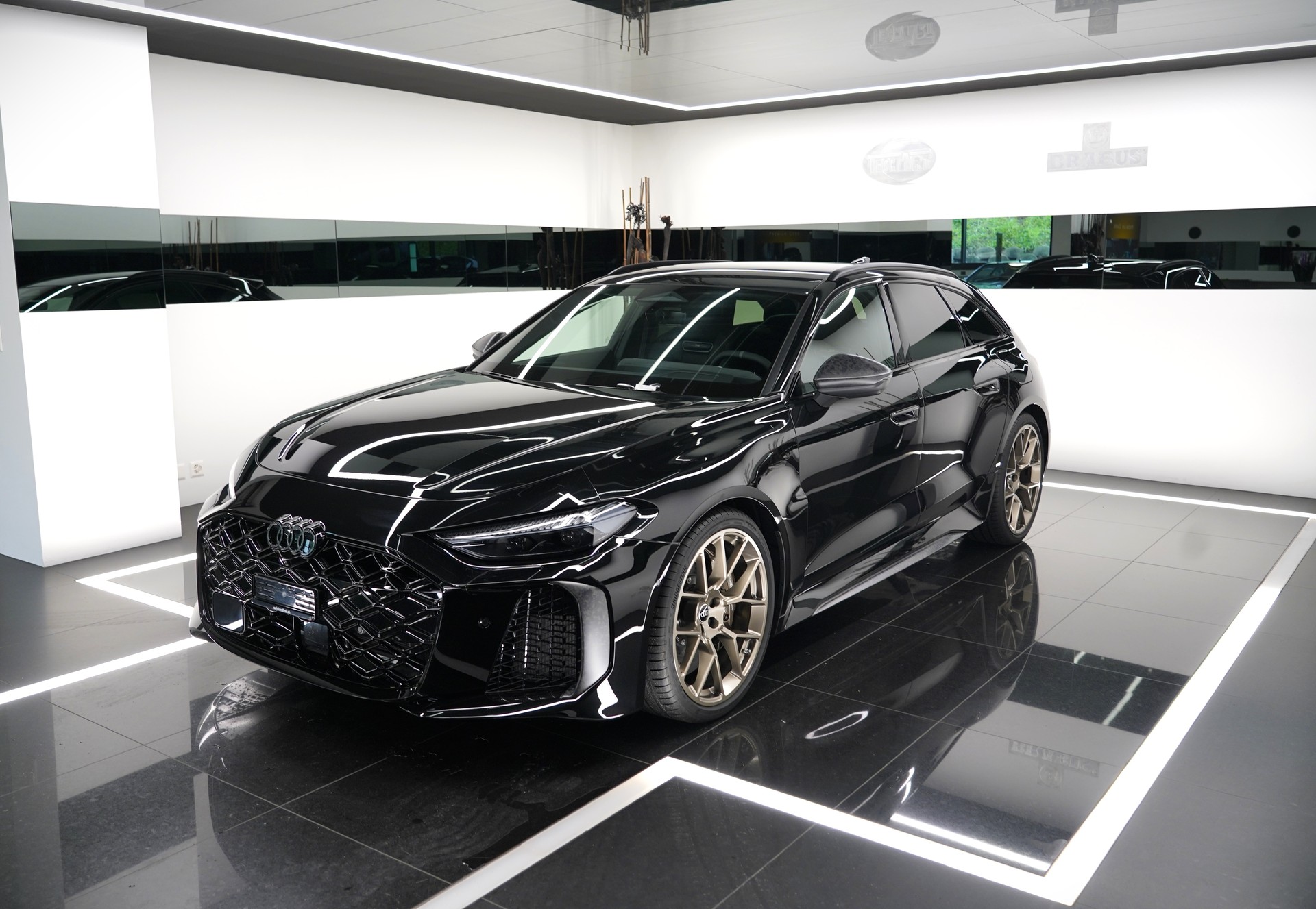 AUDI RS5 Av TFSI 470kW Tiptronic quattro