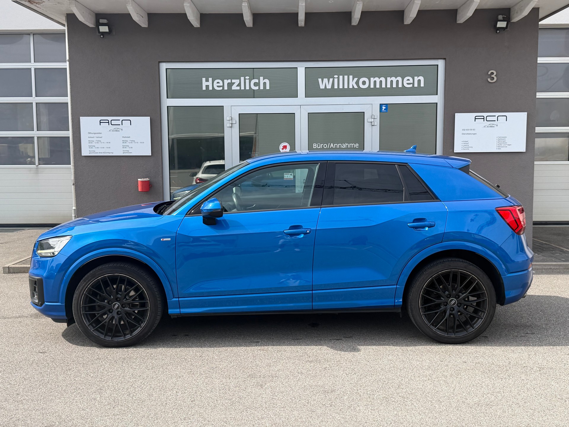 AUDI Q2 2.0 TDI sport quattro S-tronic-showroom-element-3