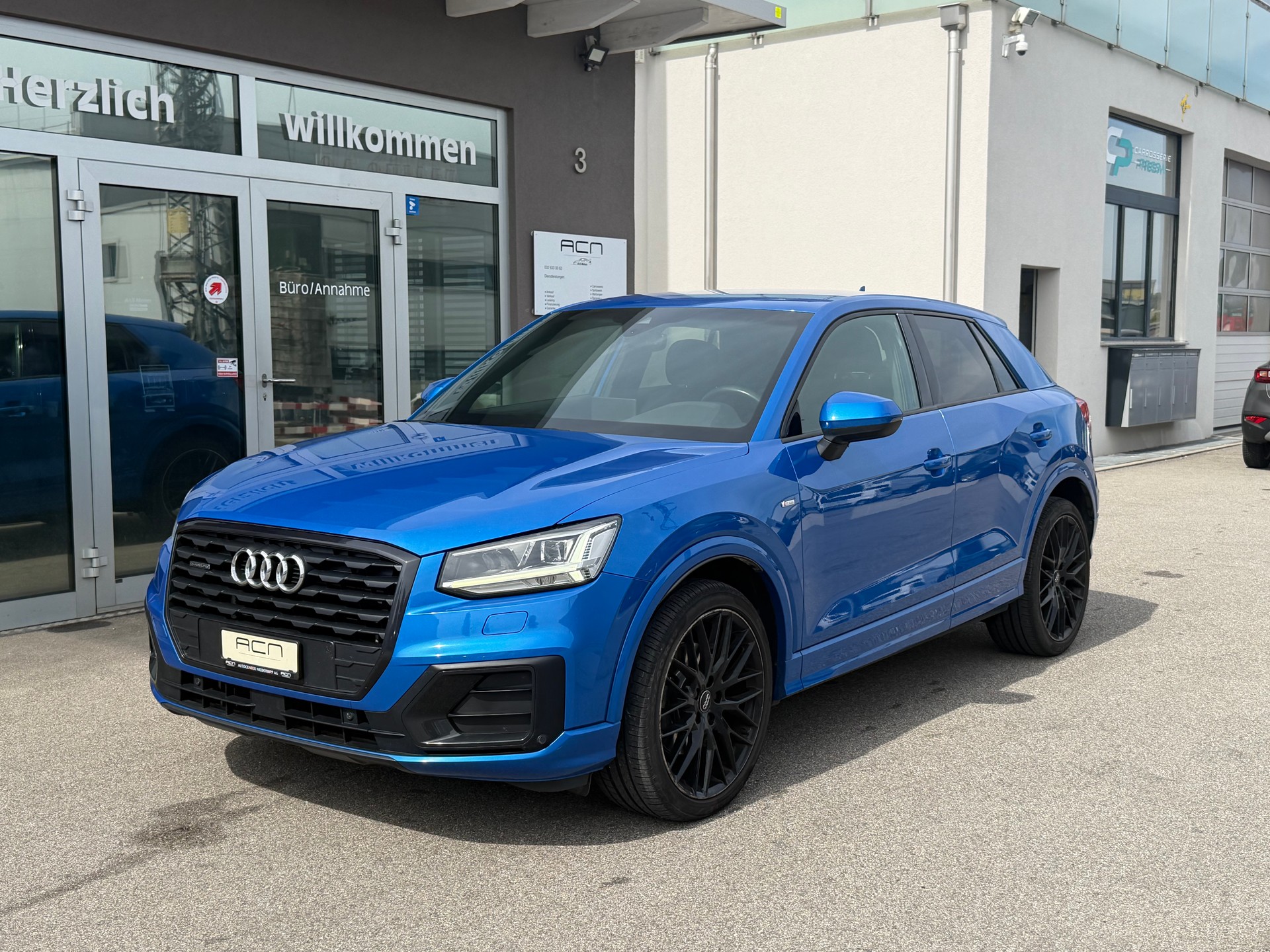 AUDI Q2 2.0 TDI sport quattro S-tronic-showroom-element-2