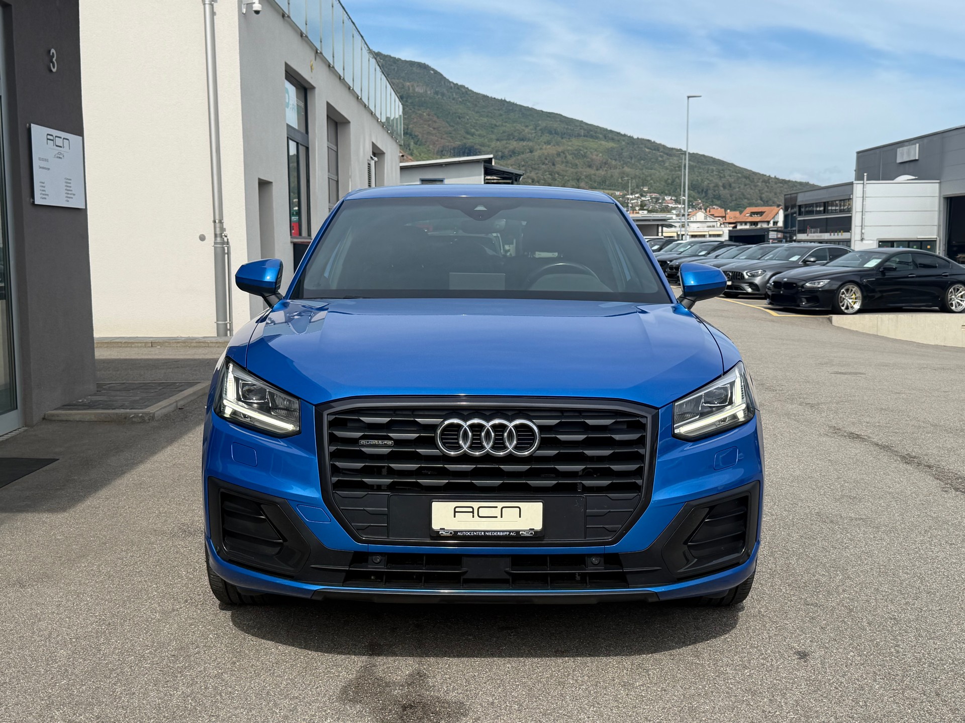 AUDI Q2 2.0 TDI sport quattro S-tronic-showroom-element-1
