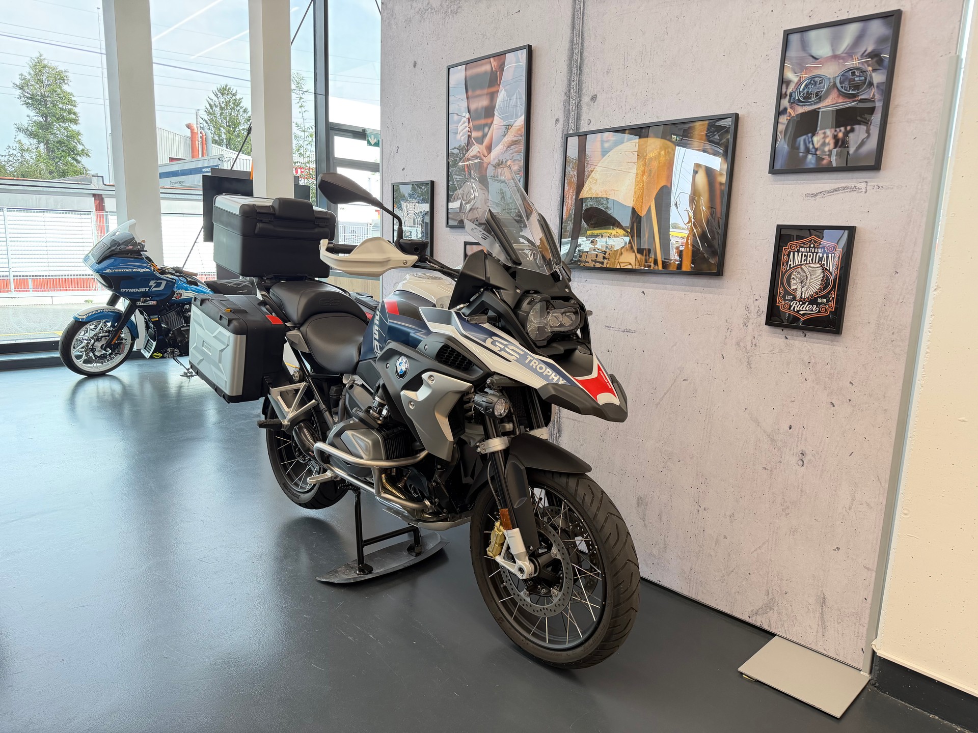 BMW R 1250 GS Adventure Trophy EDITION-showroom-element-1