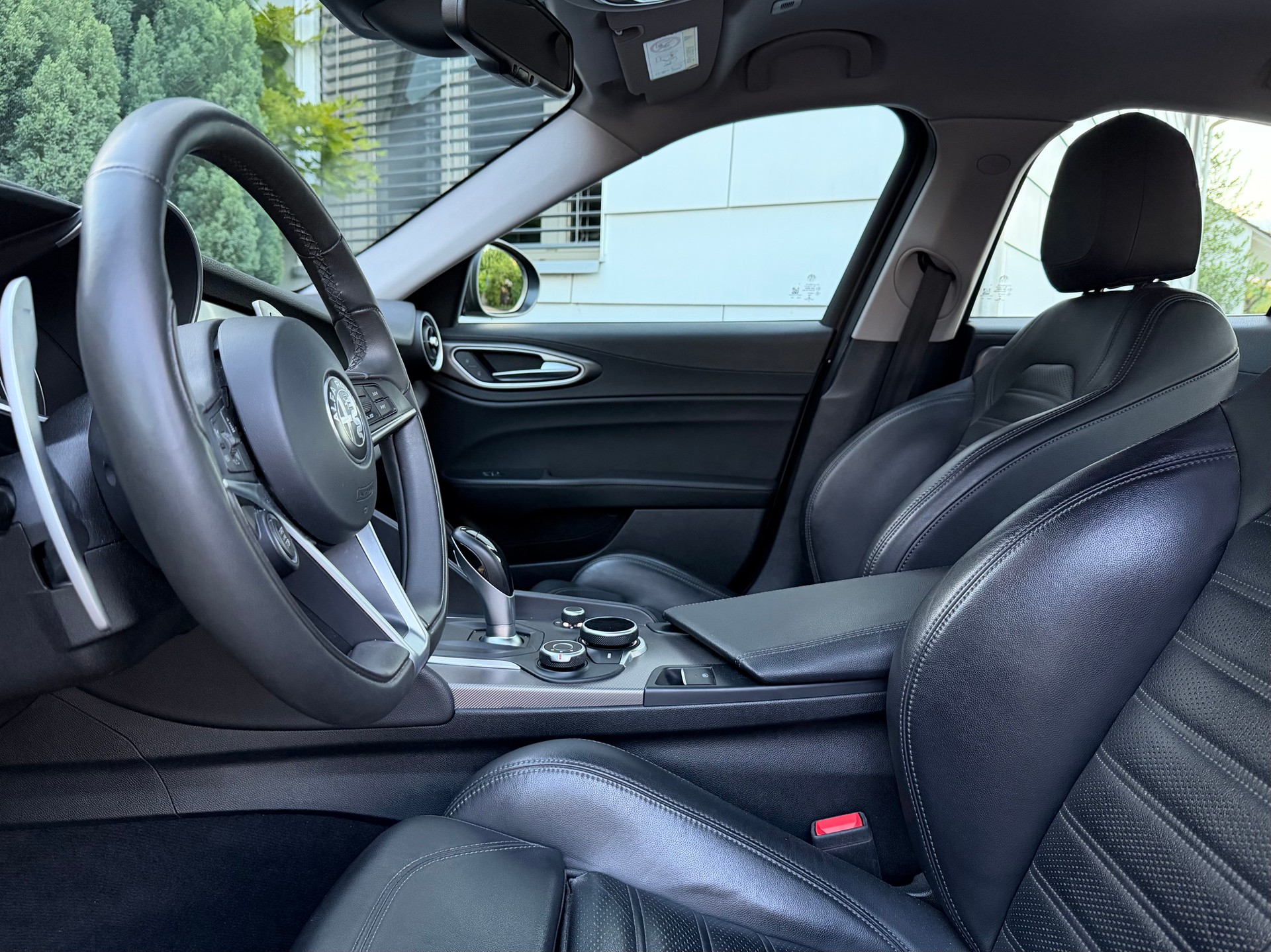 ALFA ROMEO Giulia 2.0 Veloce Q4 Automatic ALLBLACK *Top-Ausstattung*Servicegepflegt*Garantie*-image-6
