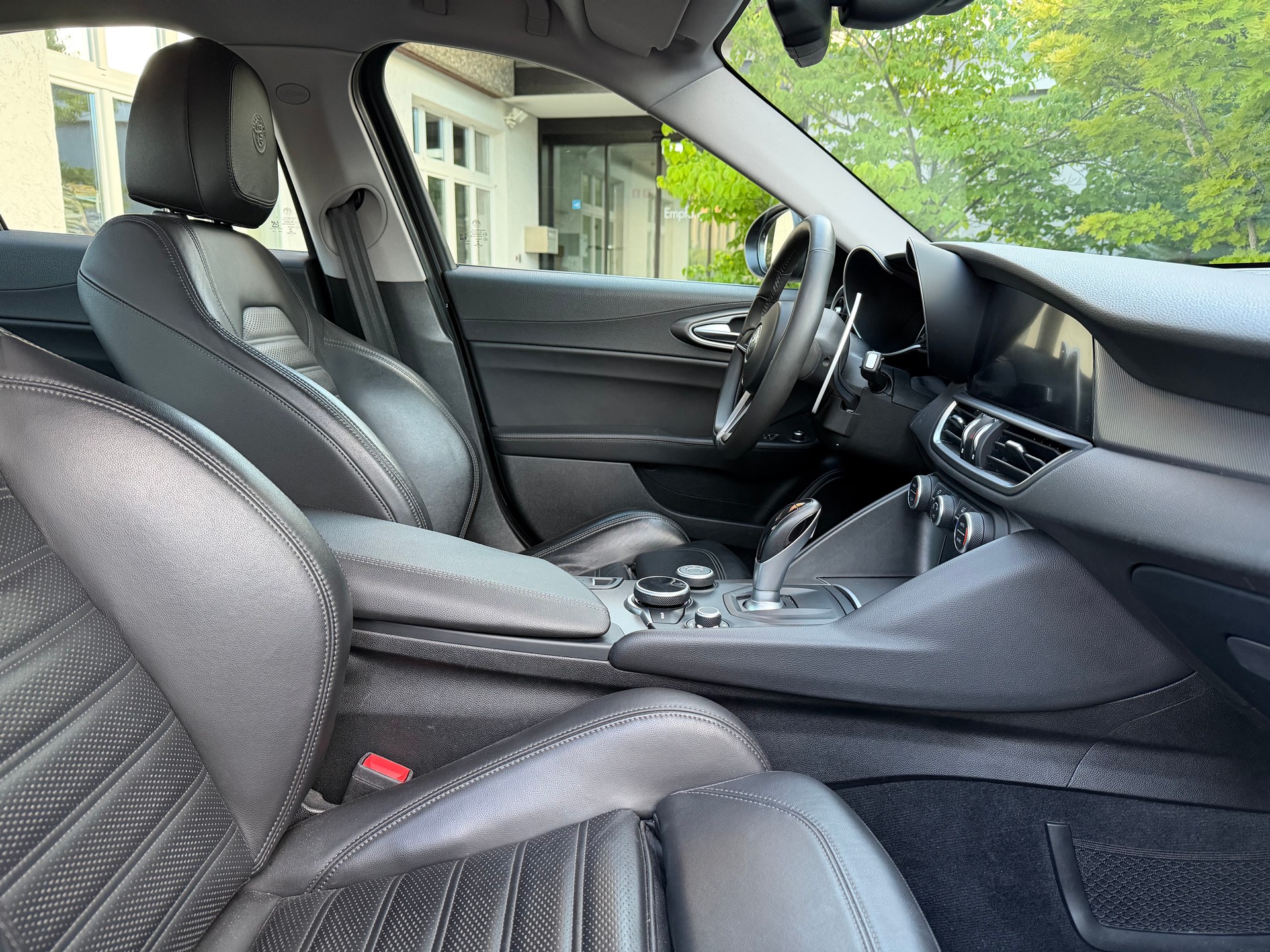 ALFA ROMEO Giulia 2.0 Veloce Q4 Automatic ALLBLACK *Top-Ausstattung*Servicegepflegt*Garantie*-image-8