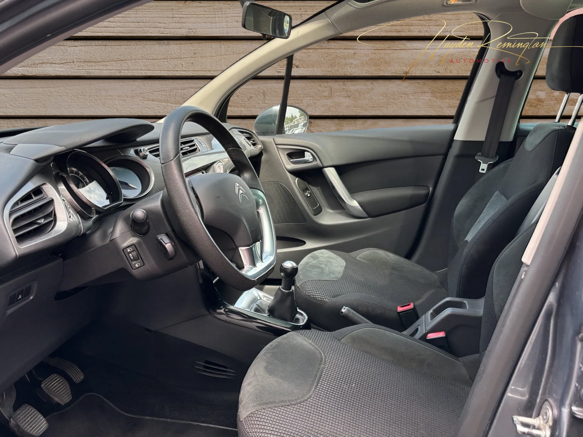 CITROEN C3 1.6i 16V Exclusive-image-6