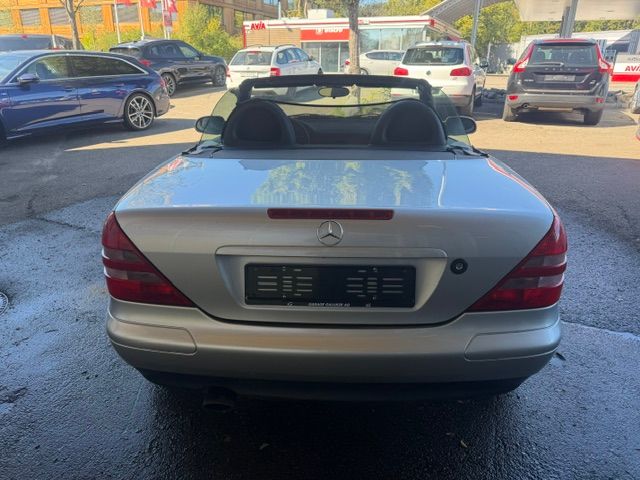 MERCEDES-BENZ SLK 200-image-7