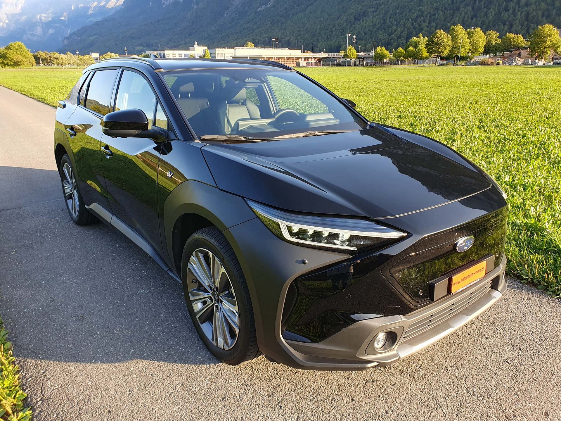 SUBARU Solterra eV Luxury AWD