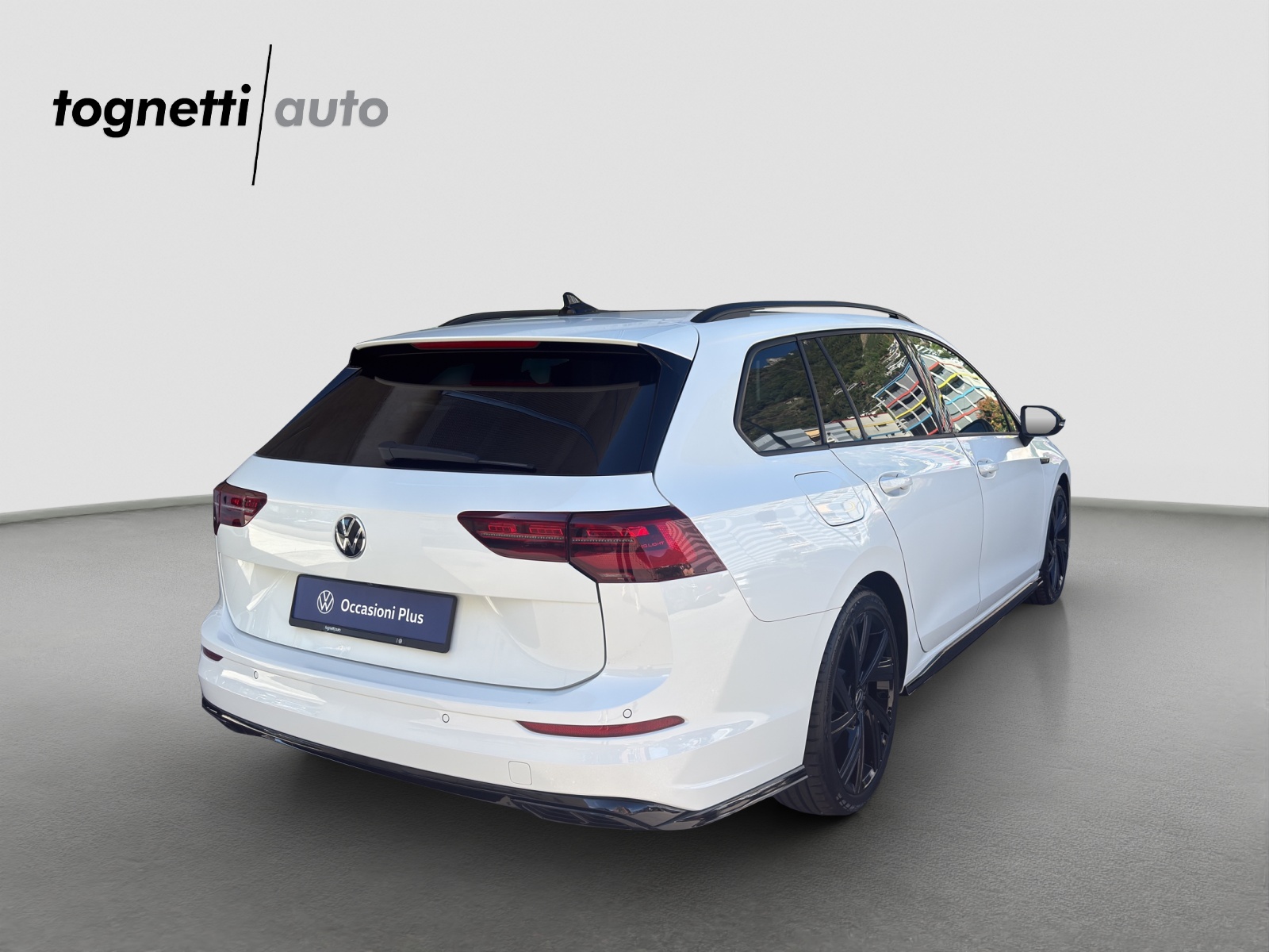 VW Golf Variant 2.0 TSI R-Line DSG 4Motion-showroom-element-3