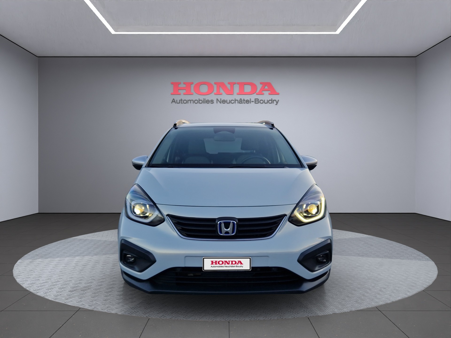 HONDA Jazz 1.5 i-MMD Crosstar Executive-showroom-element-2
