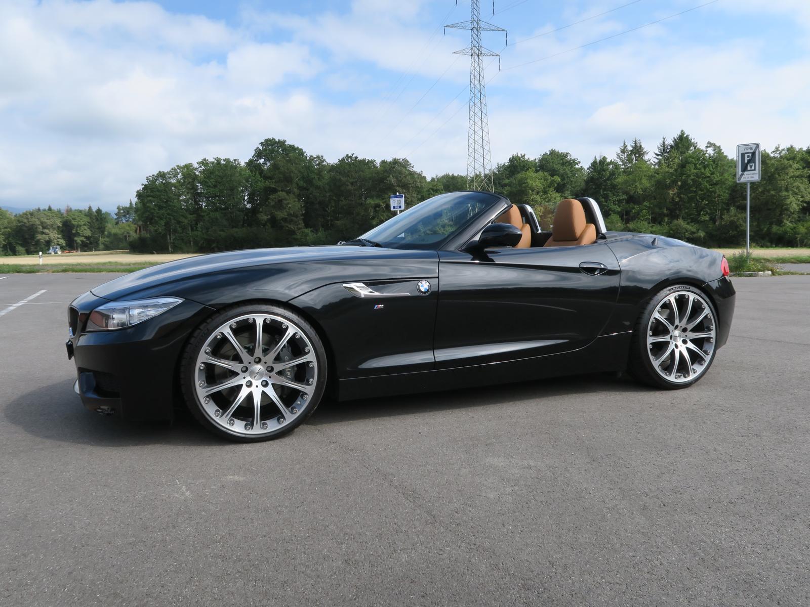BMW Z4 sDrive35i DKG-showroom-element-3