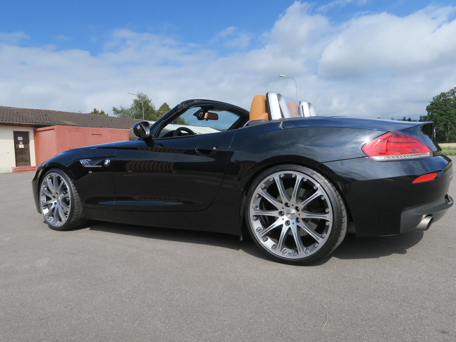 BMW Z4 sDrive35i DKG-showroom-element-2