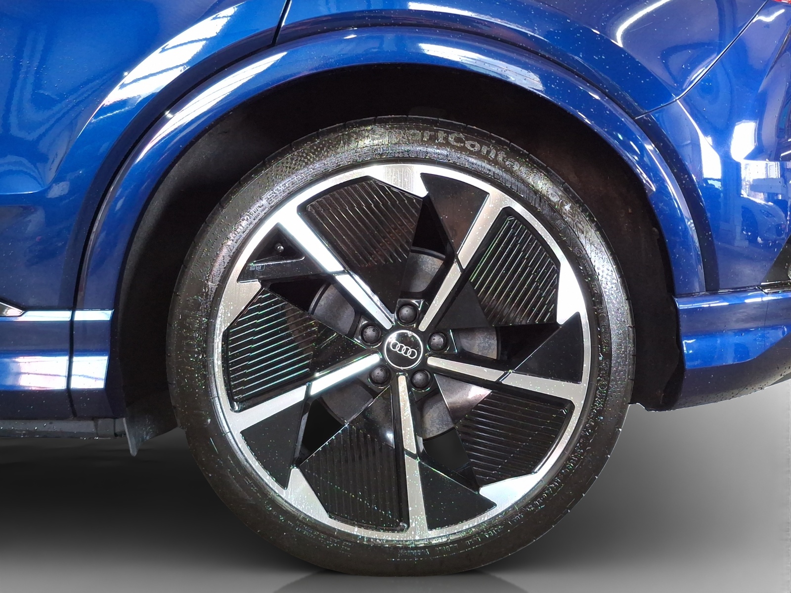 AUDI Q4 Sportback e-tron 50 quattro-image-14