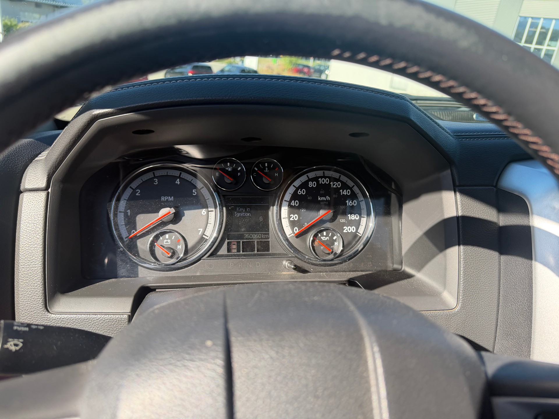 DODGE Ram 1500 Laremie Hemi 5.7 V8-image-12