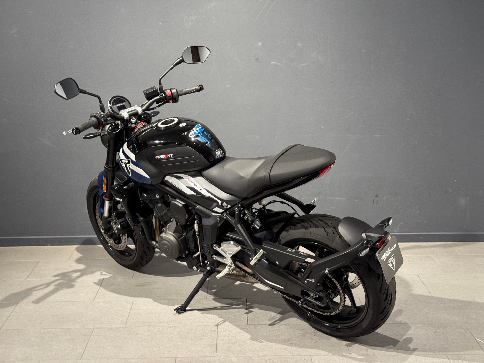 TRIUMPH Trident 660-image-4