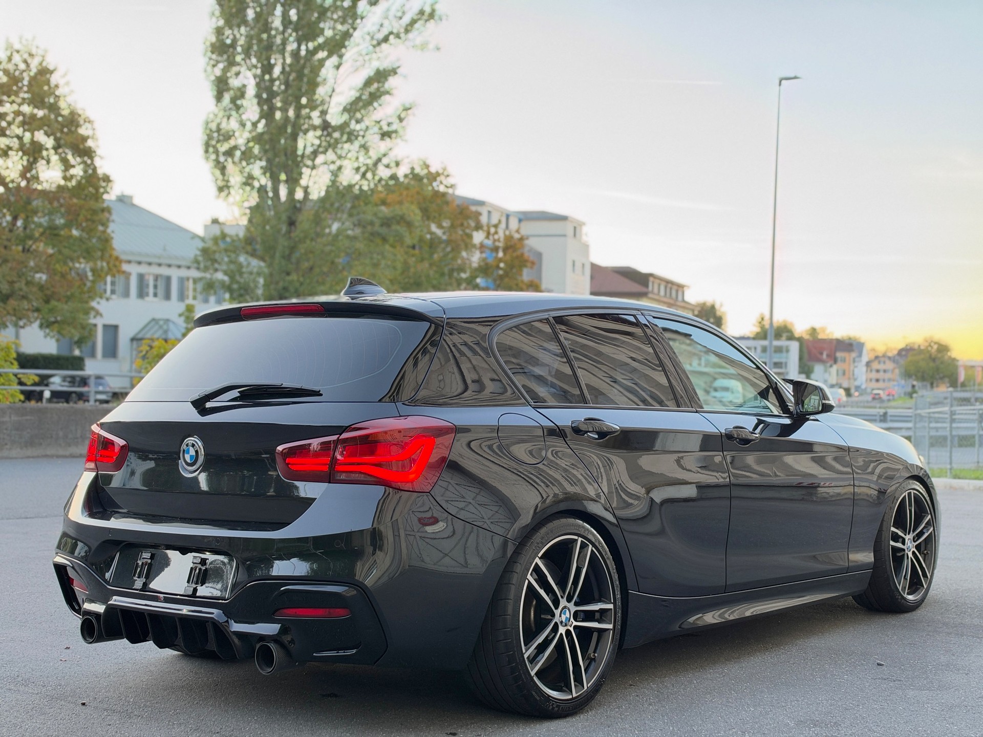 BMW M140i xDrive Steptronic-image-9