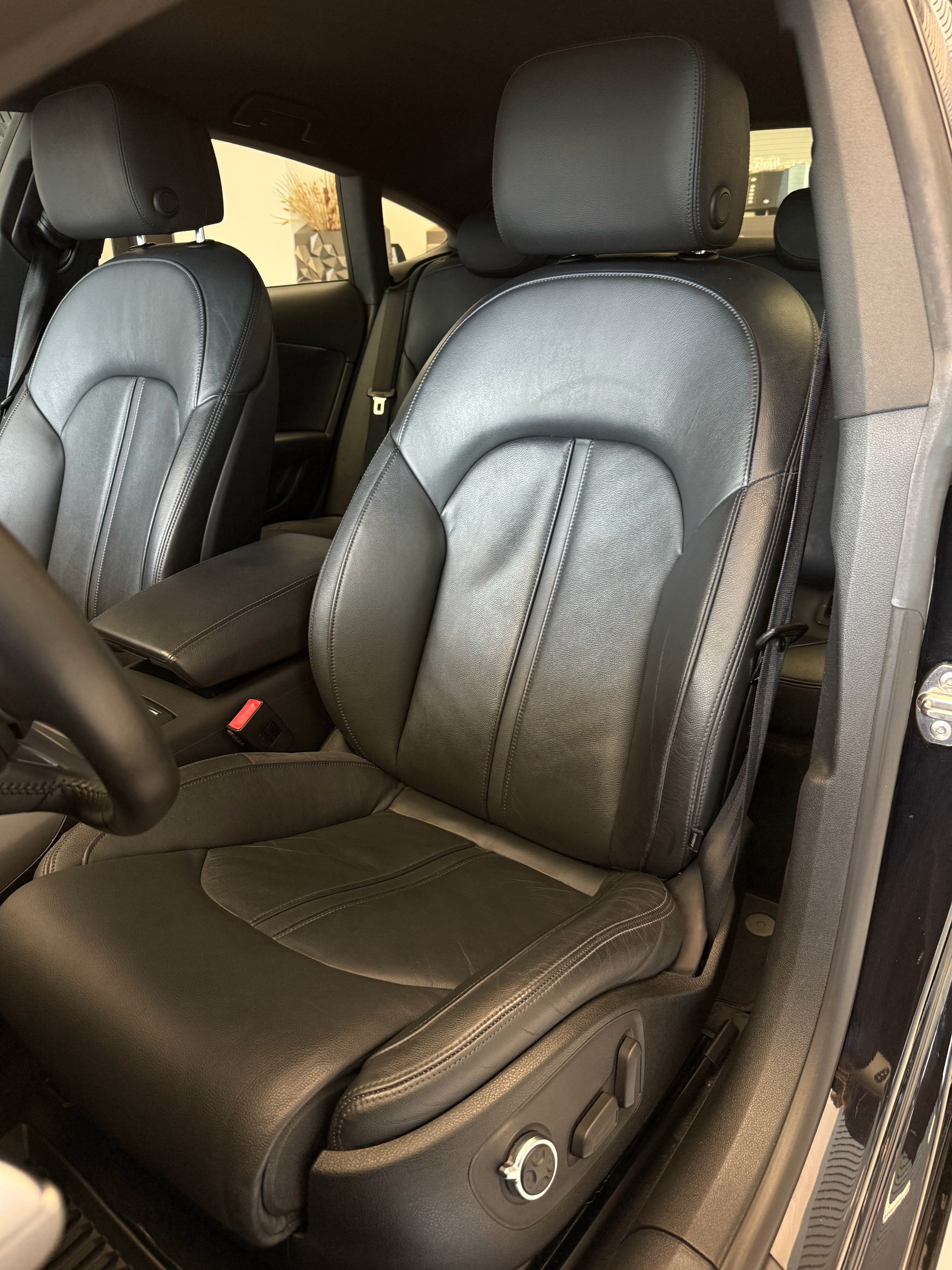 AUDI A7 Sportback 3.0 TDI quattro S-tronic-image-5
