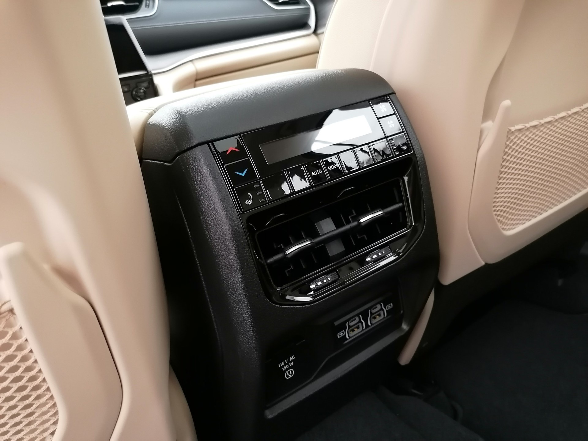 JEEP Grand Cherokee Limited L 3.6-image-12