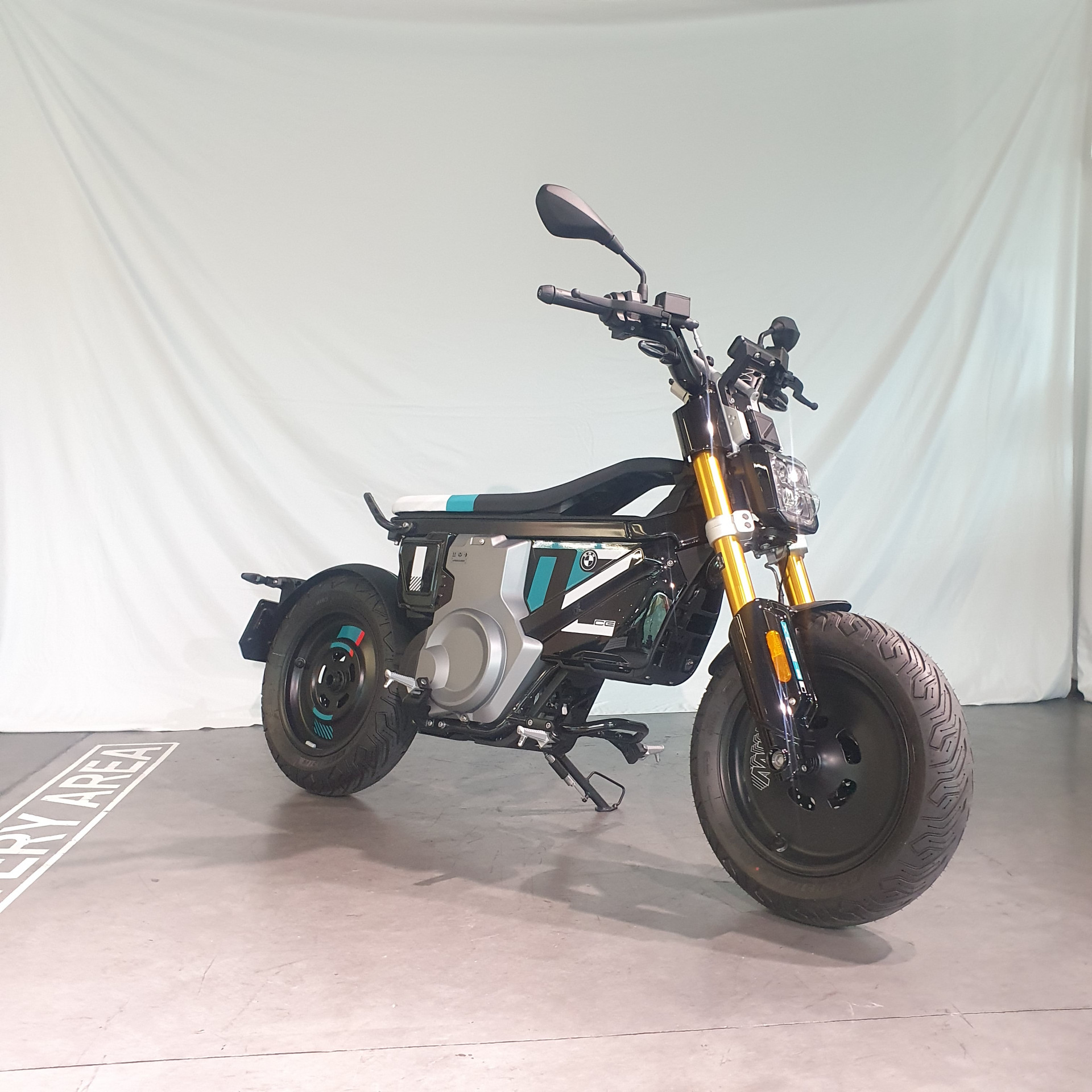 BMW CE 02 Highline-image-0