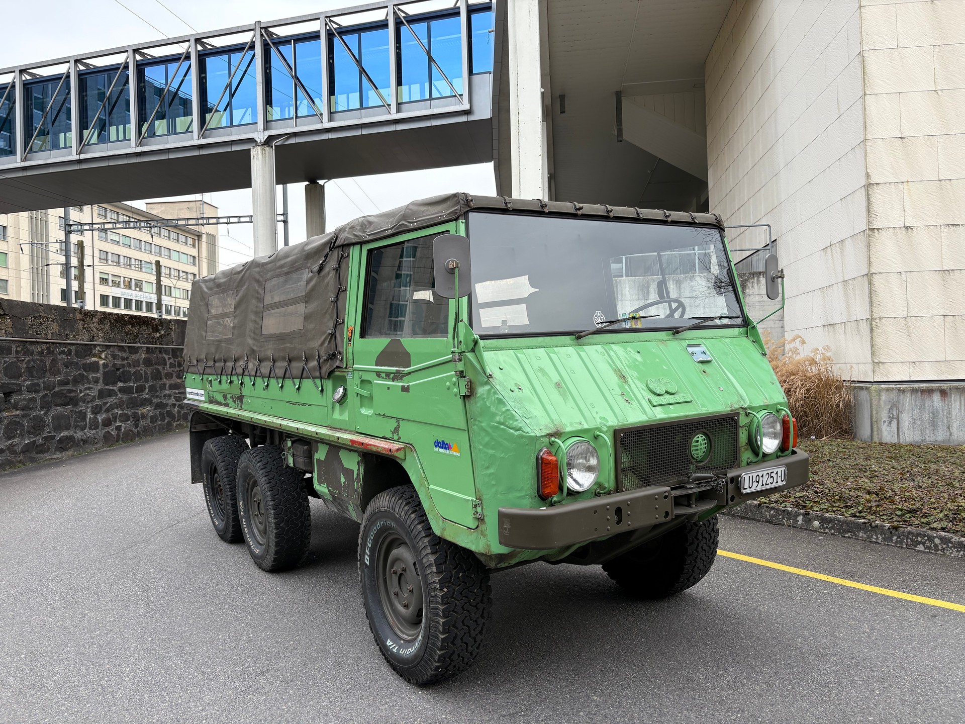 STEYR Pinzgauer 712 6x6-image-1