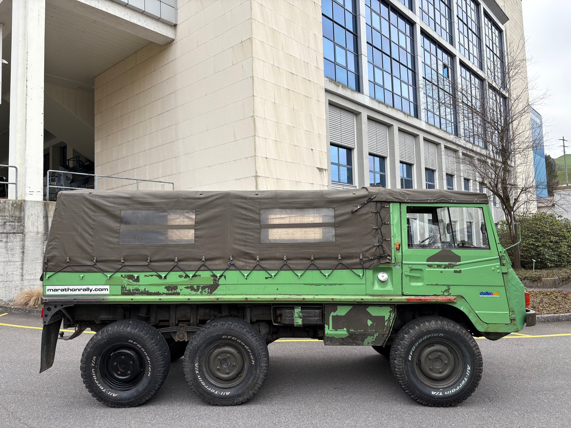 STEYR Pinzgauer 712 6x6-image-2