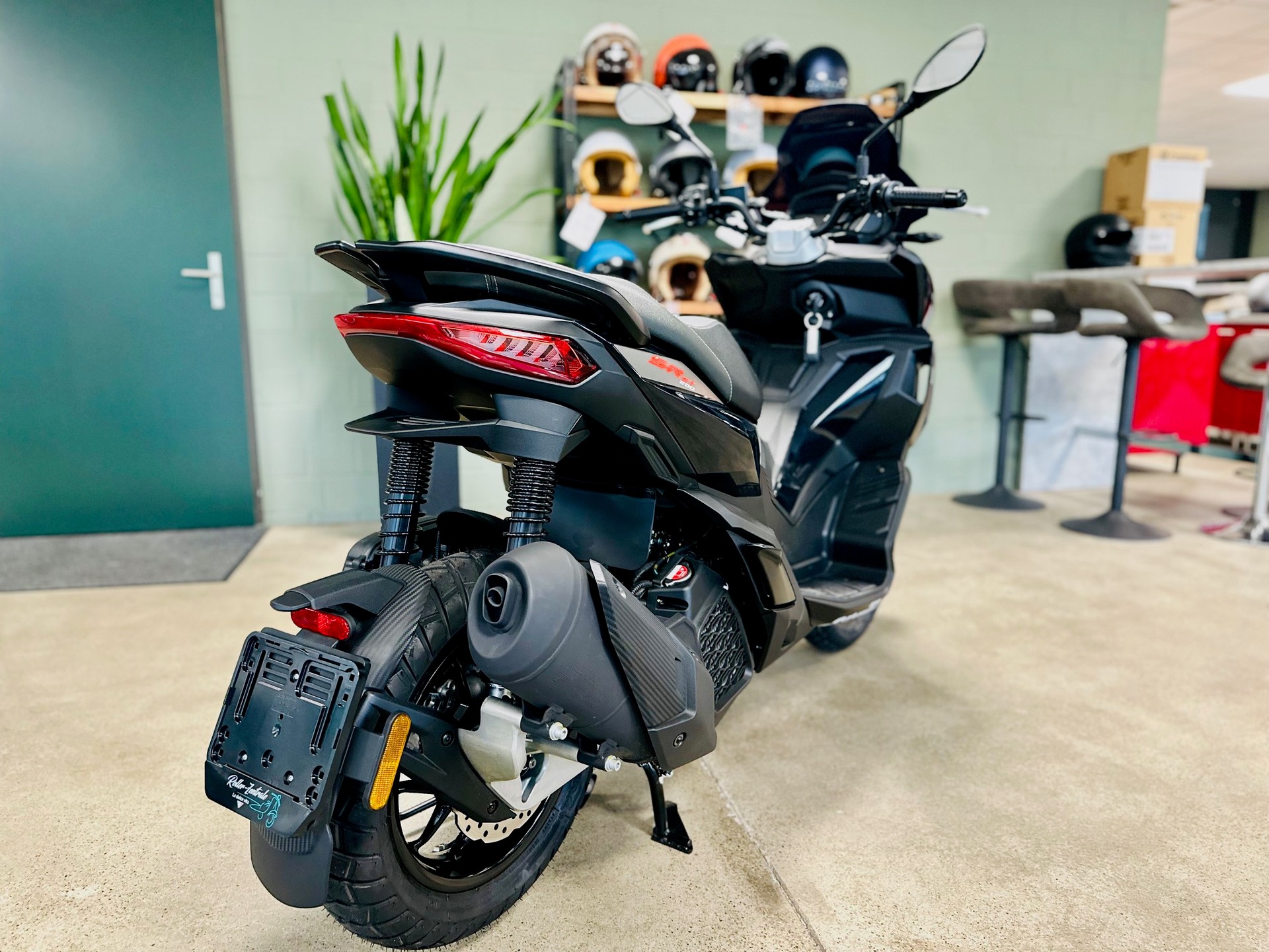 APRILIA SR 200 GT ABS-image-2