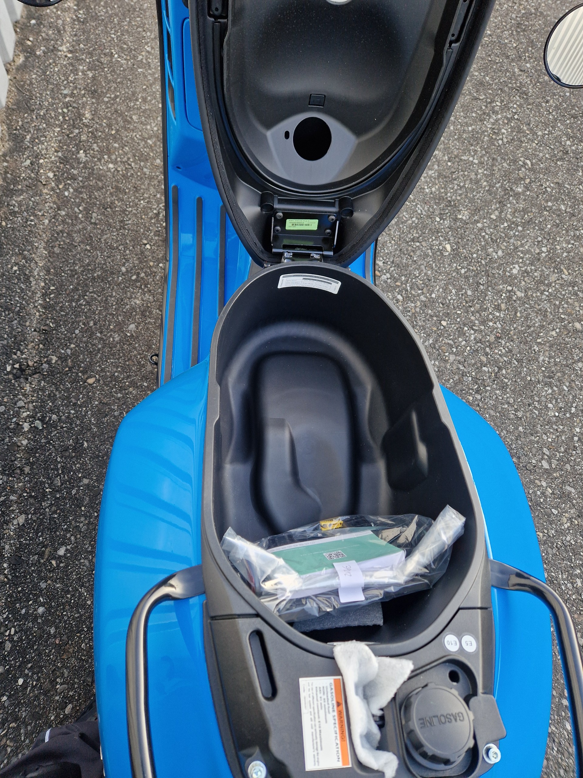 PIAGGIO Vespa GTS 125 Supersport Euro 5+-image-13