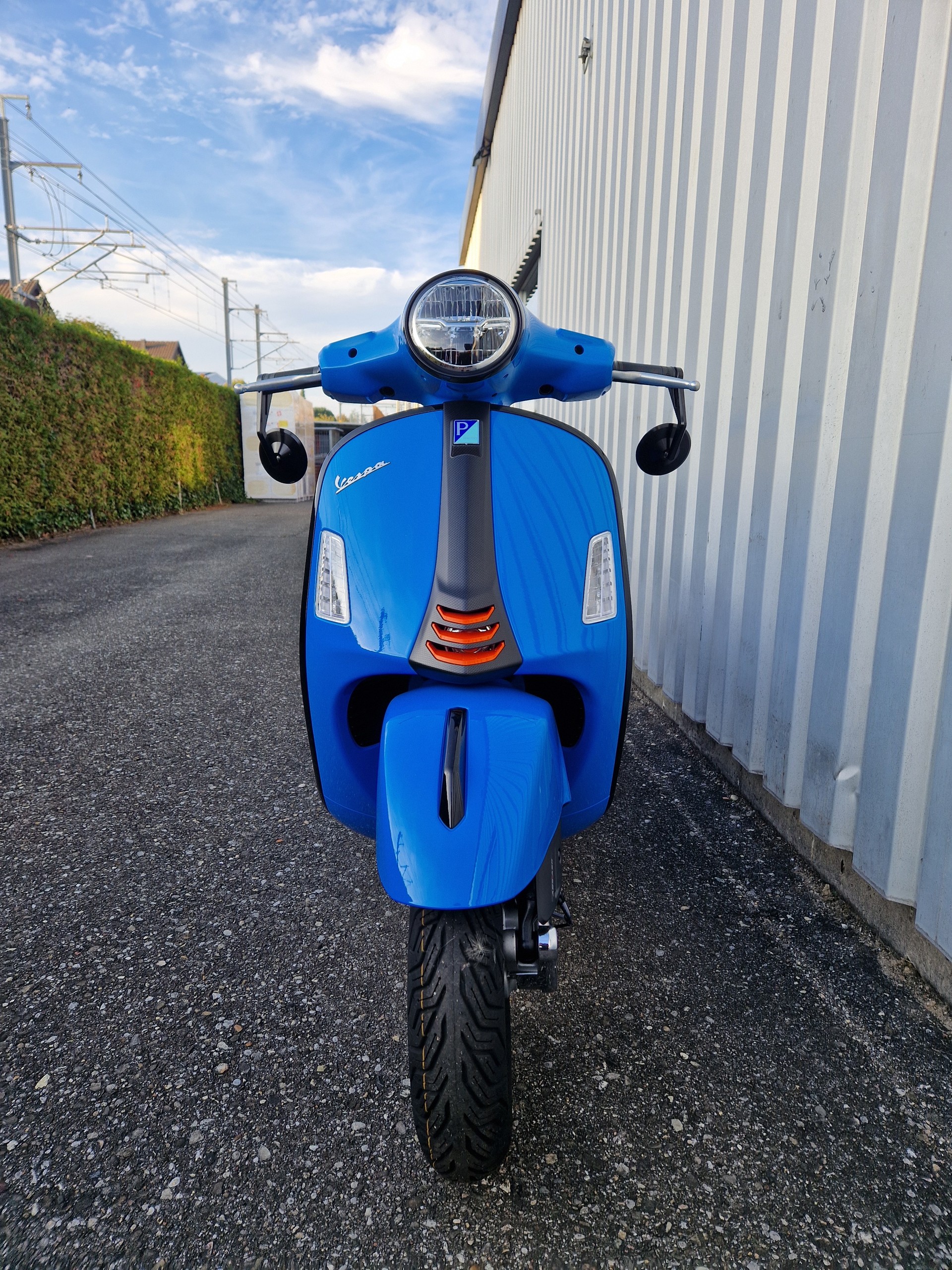 PIAGGIO Vespa GTS 125 Supersport Euro 5+-image-2