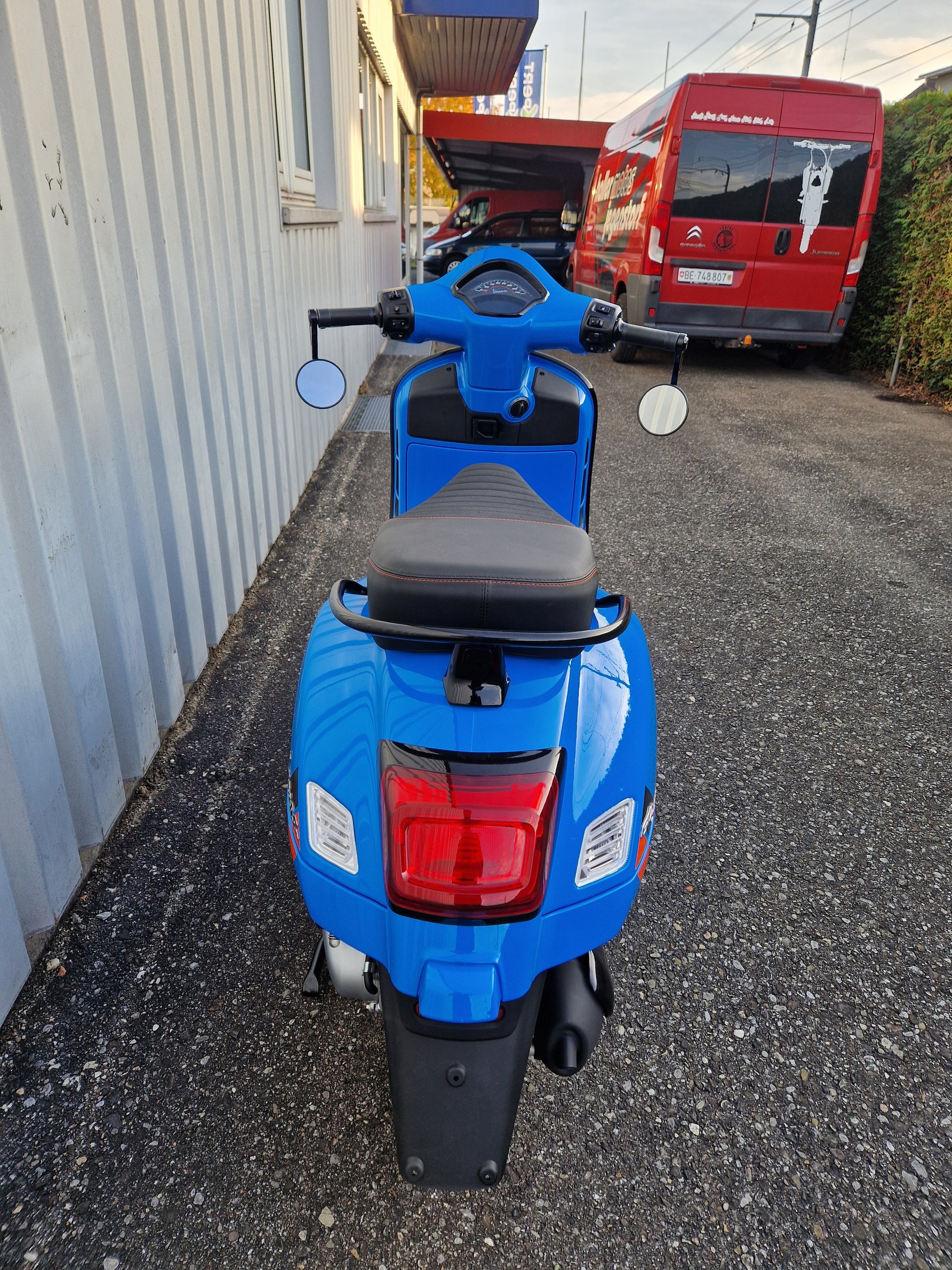 PIAGGIO Vespa GTS 125 Supersport Euro 5+-image-12