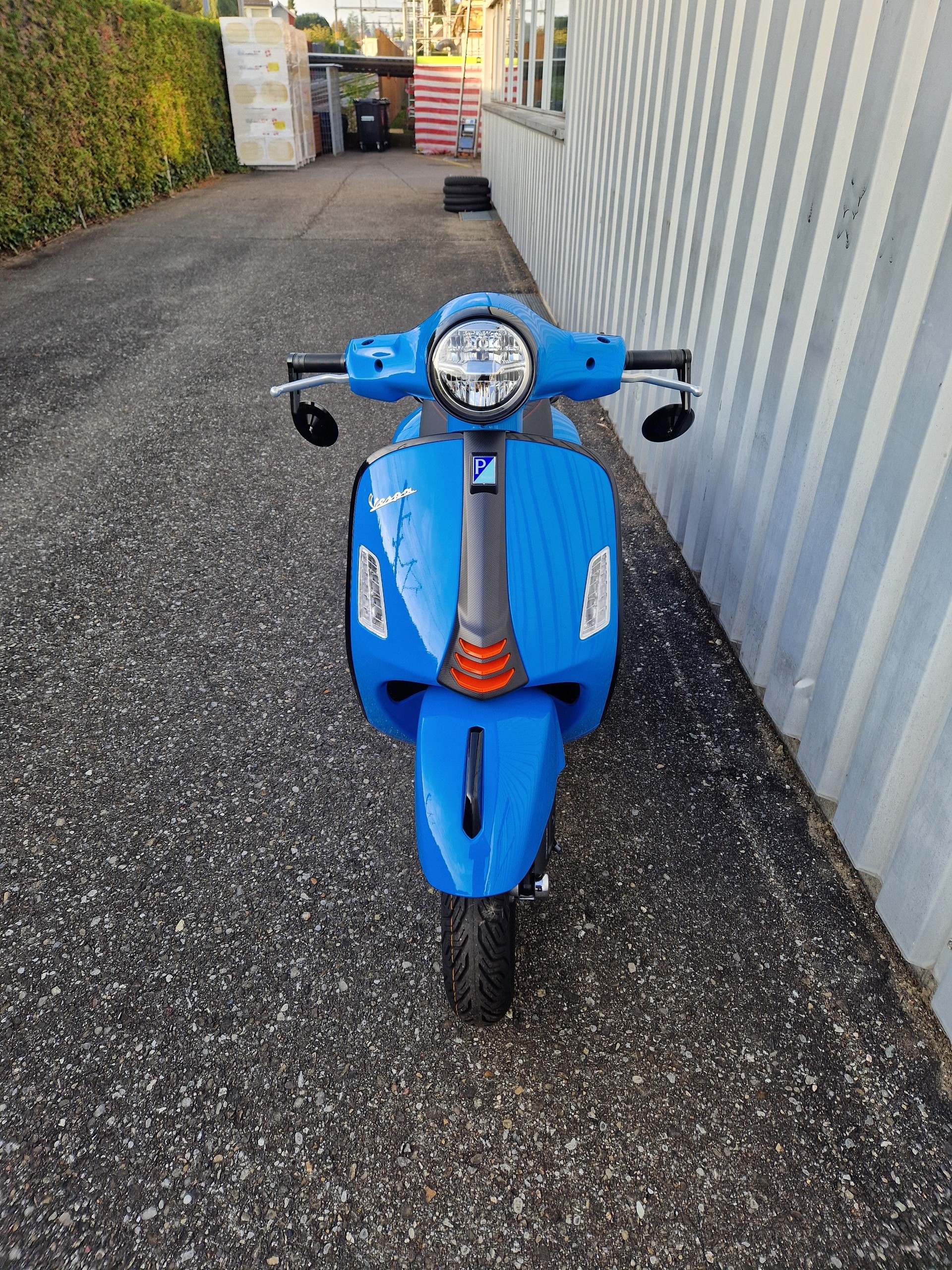PIAGGIO Vespa GTS 125 Supersport Euro 5+-image-10
