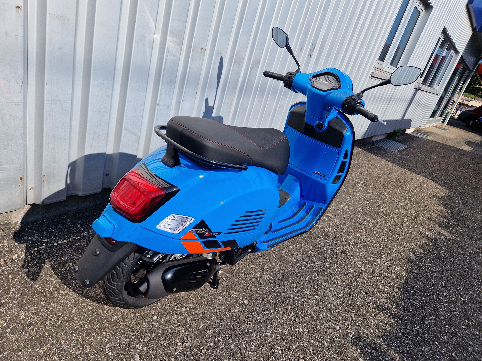 PIAGGIO Vespa GTS 125 Supersport Euro 5+-image-3