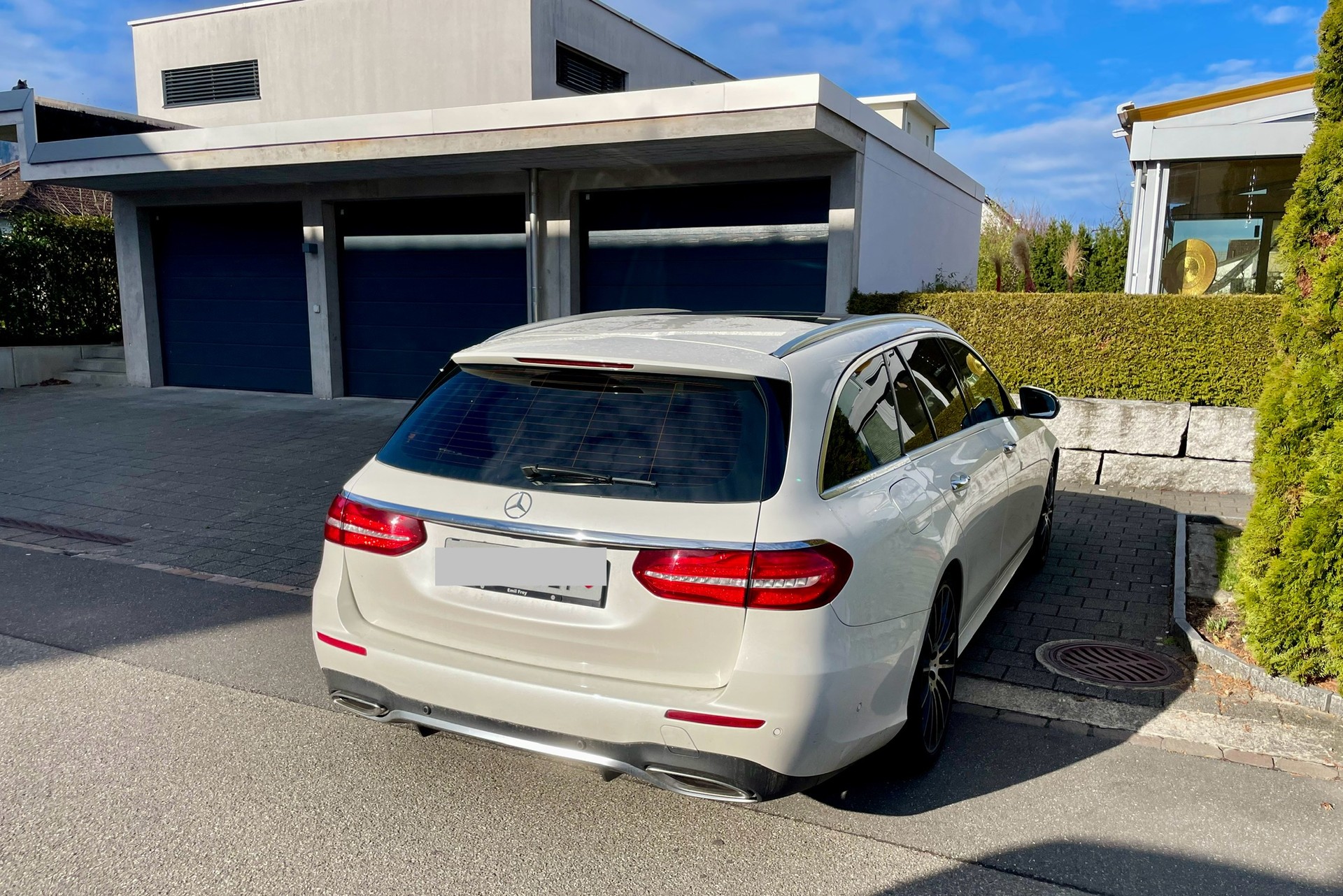 MERCEDES-BENZ E 400 AMG Line 4 Matic 9G-Tronic-image-2