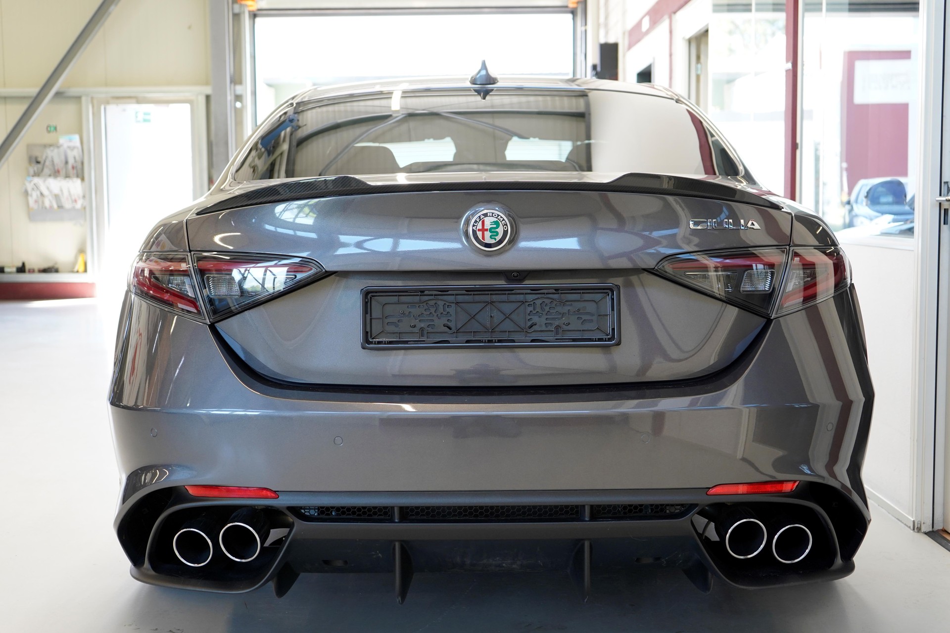 ALFA ROMEO Giulia 2.9 V6 Quadrifoglio-image-5