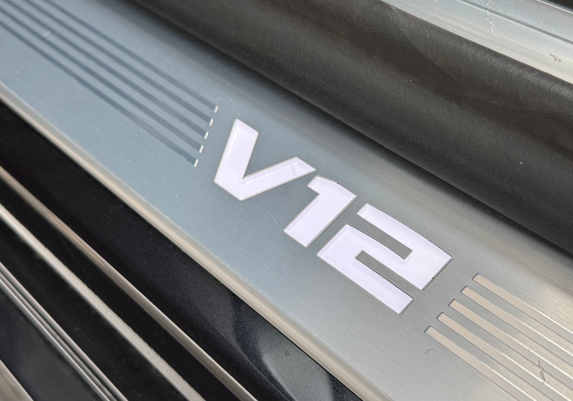 BMW M760Li xDrive Sport Getriebe-image-22