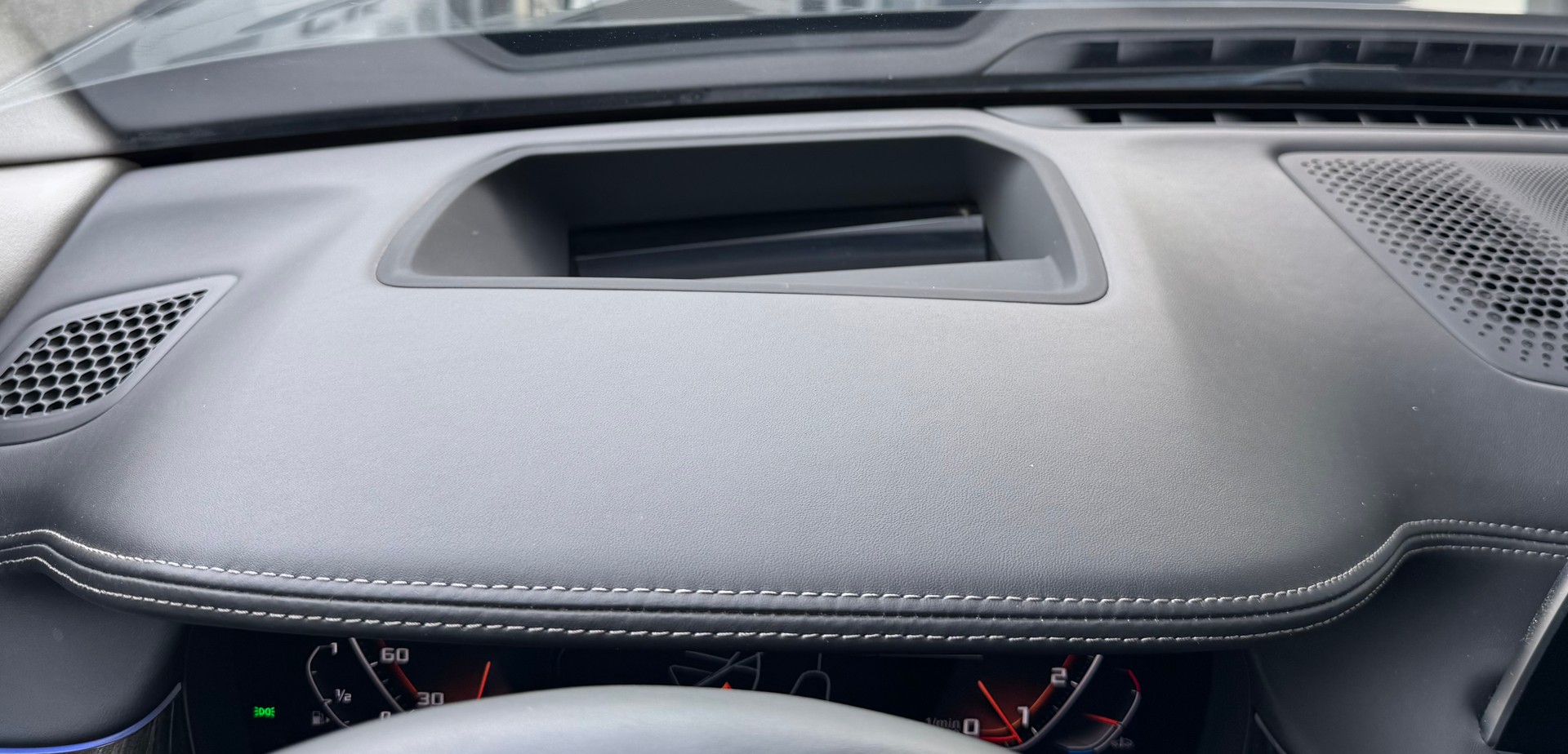 BMW M760Li xDrive Sport Getriebe-image-16